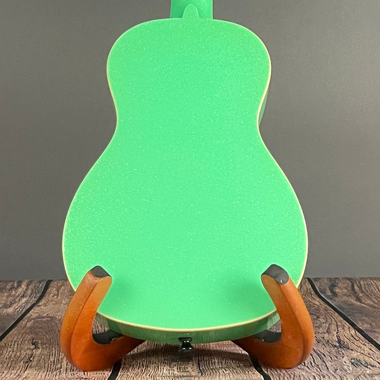Kala Gatsby Green Sparkle Concert Ukulele - Metronome Music Inc.