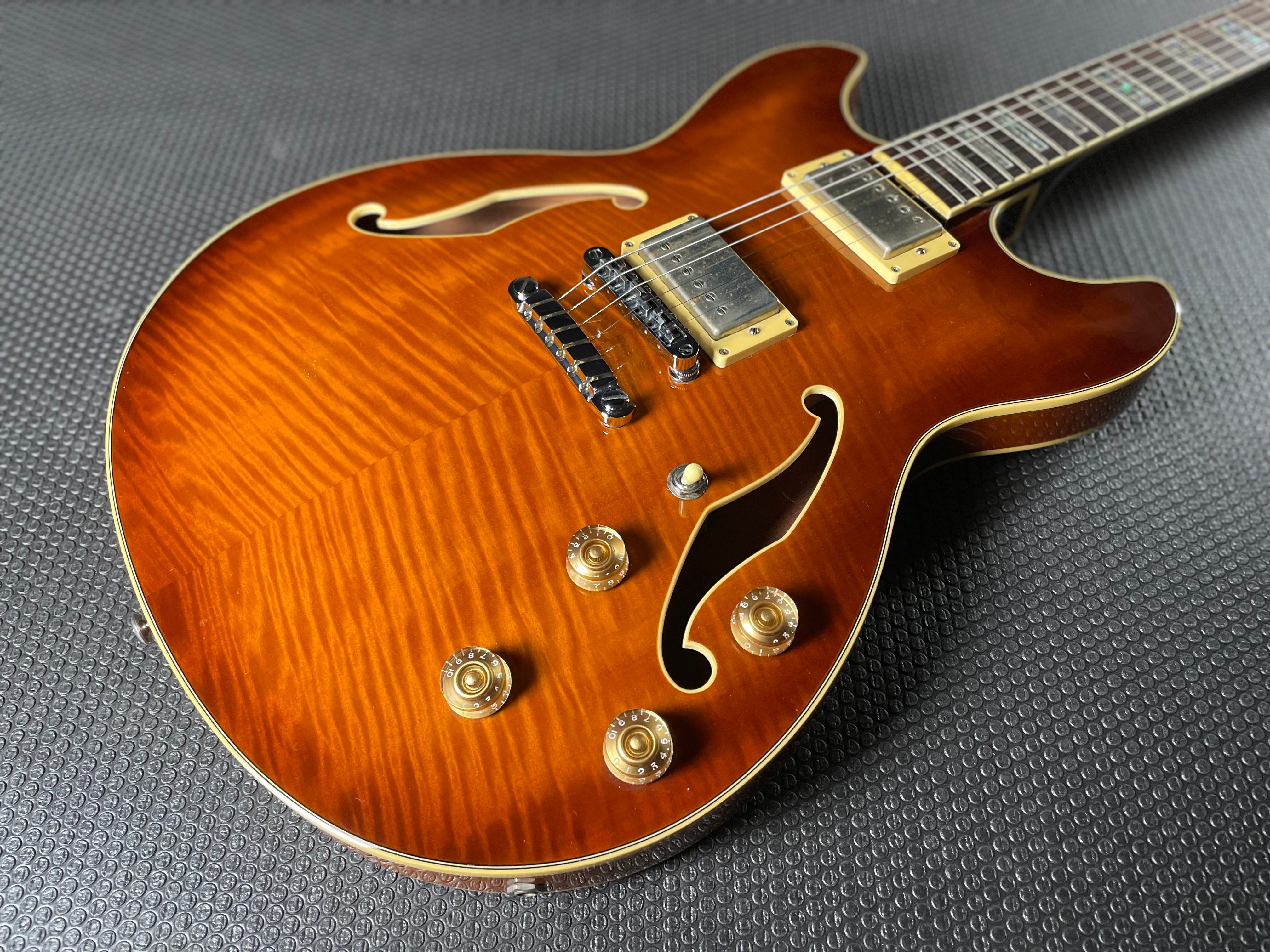 Ibanez Artcore AS87-VLS w/OHSC - Violin Sunburst (2006) - Metronome Music Inc.