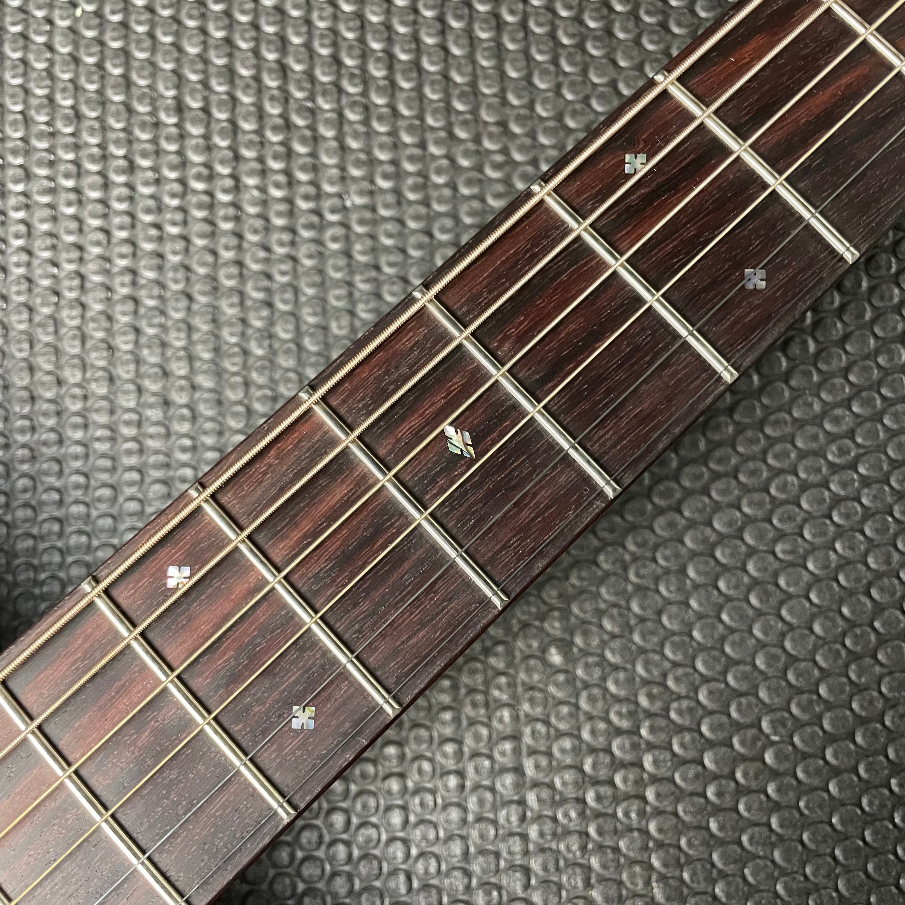 Martin 15 Series 00-15M w/Softshell Case, Mahogany - Satin - Metronome Music Inc.