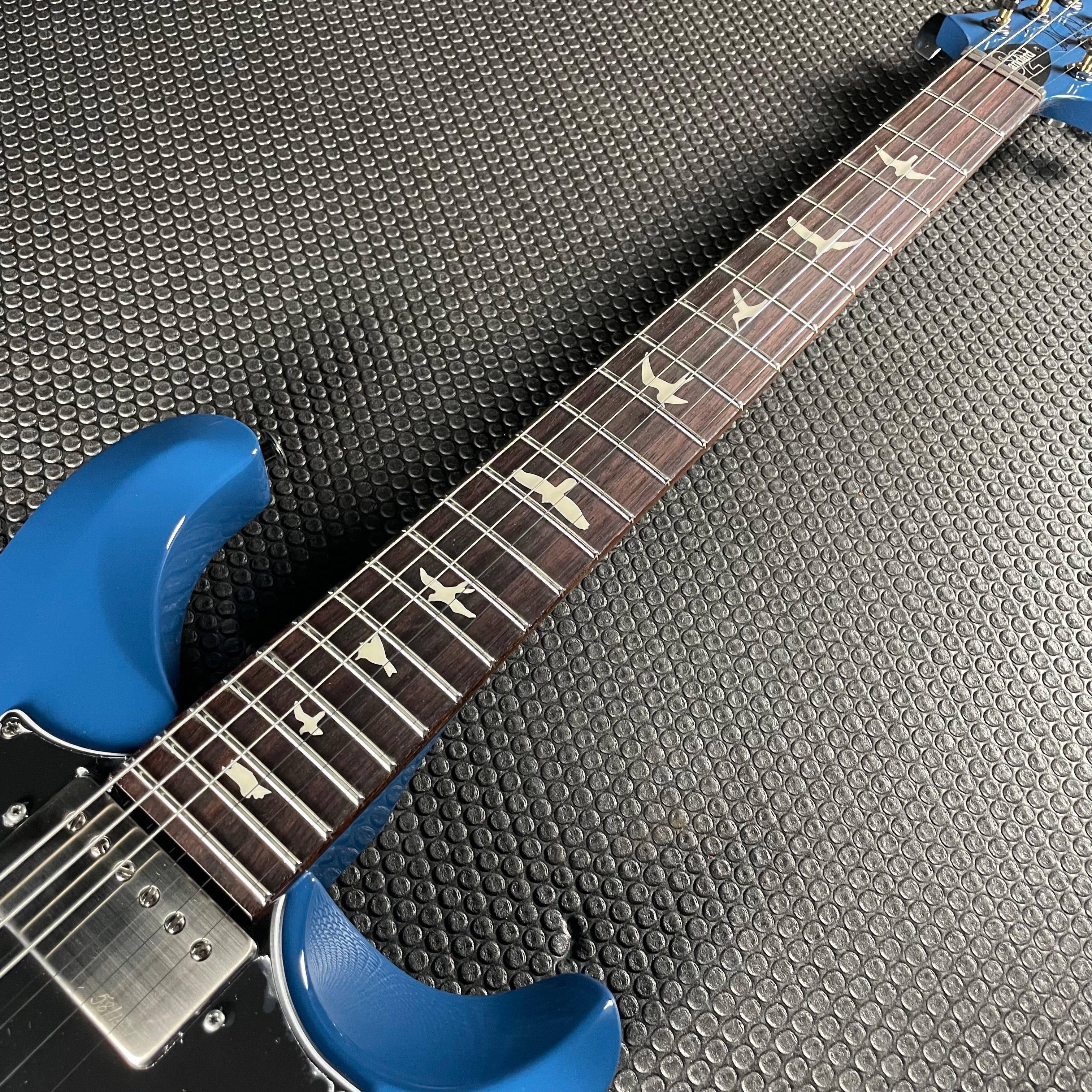 PRS S2 Standard 22 w/Gig Bag - Space Blue - Metronome Music Inc.