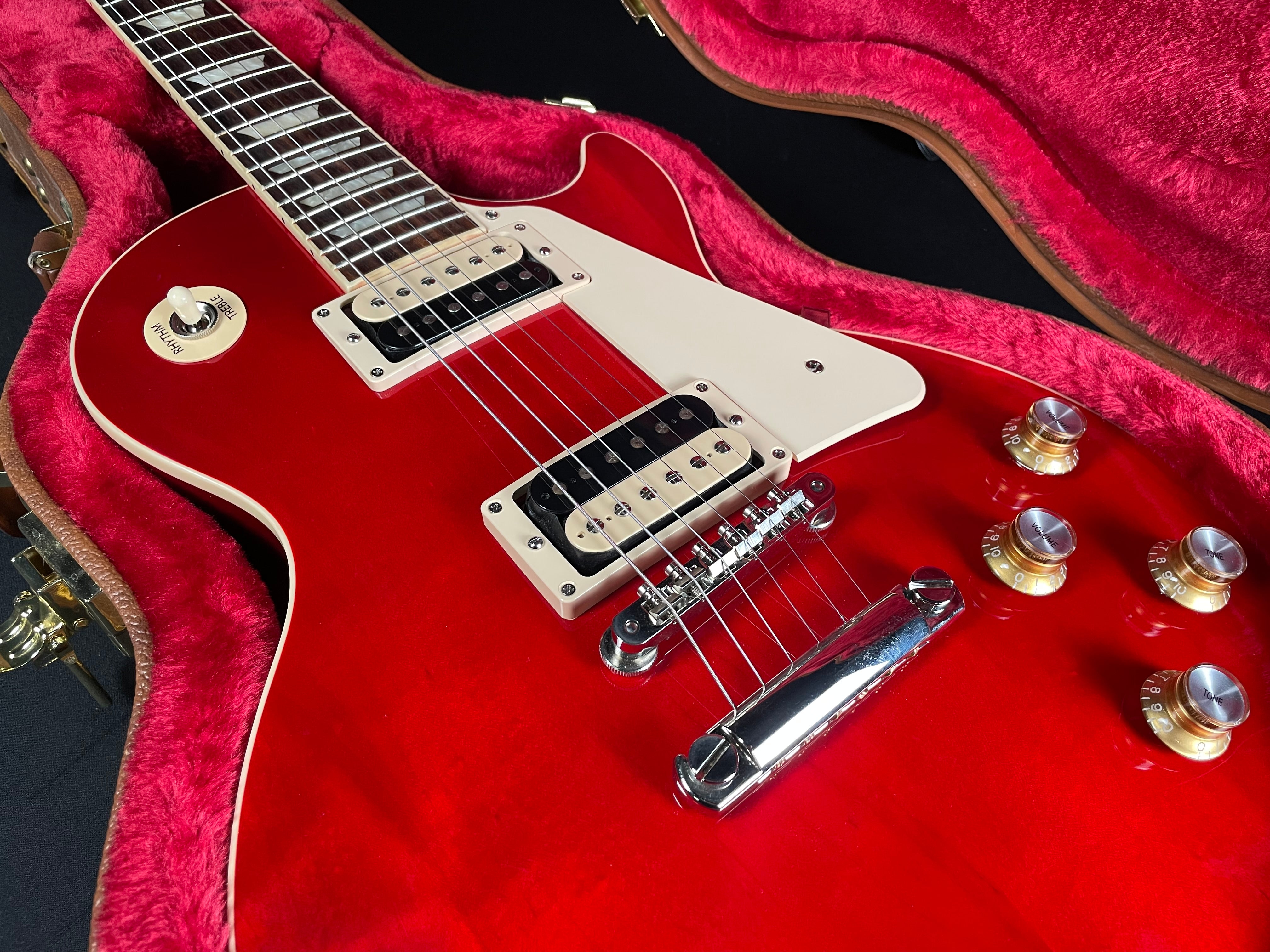Gibson Les Paul Classic w/OHSC - Translucent Cherry (2020)
