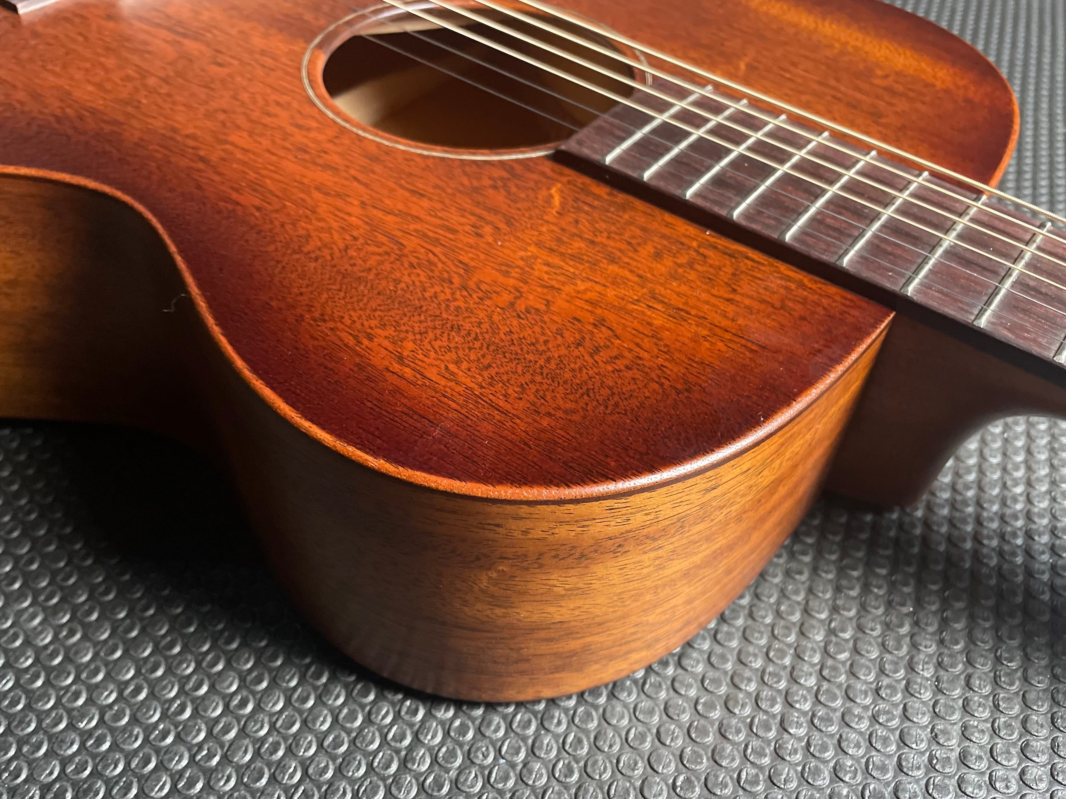 Martin 000-15M StreetMaster w/Softshell Case, Mahogany - Satin - Metronome Music Inc.