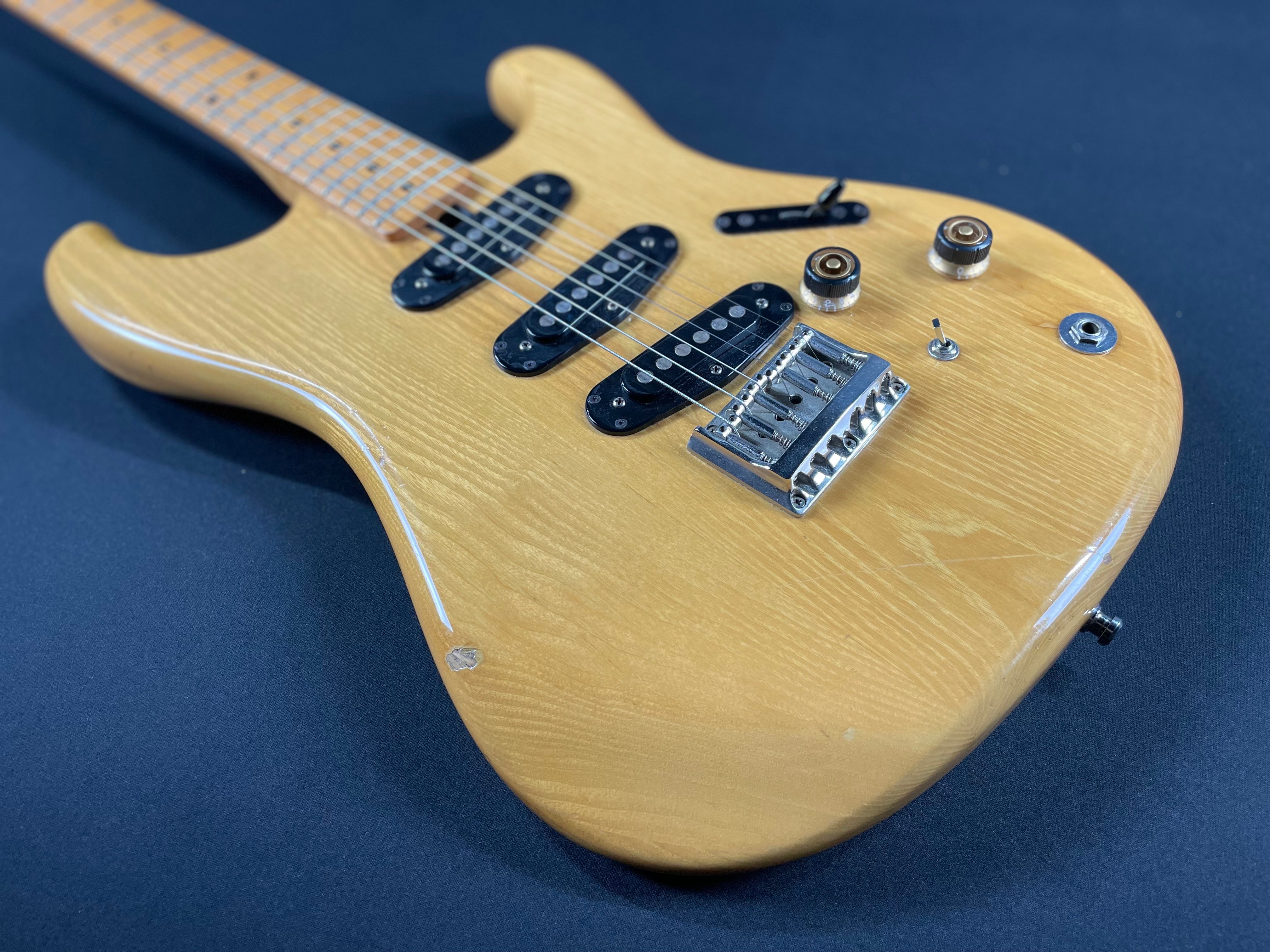 Ibanez Roadster RS300 w/HSC - Natural (1980) - Metronome Music Inc.