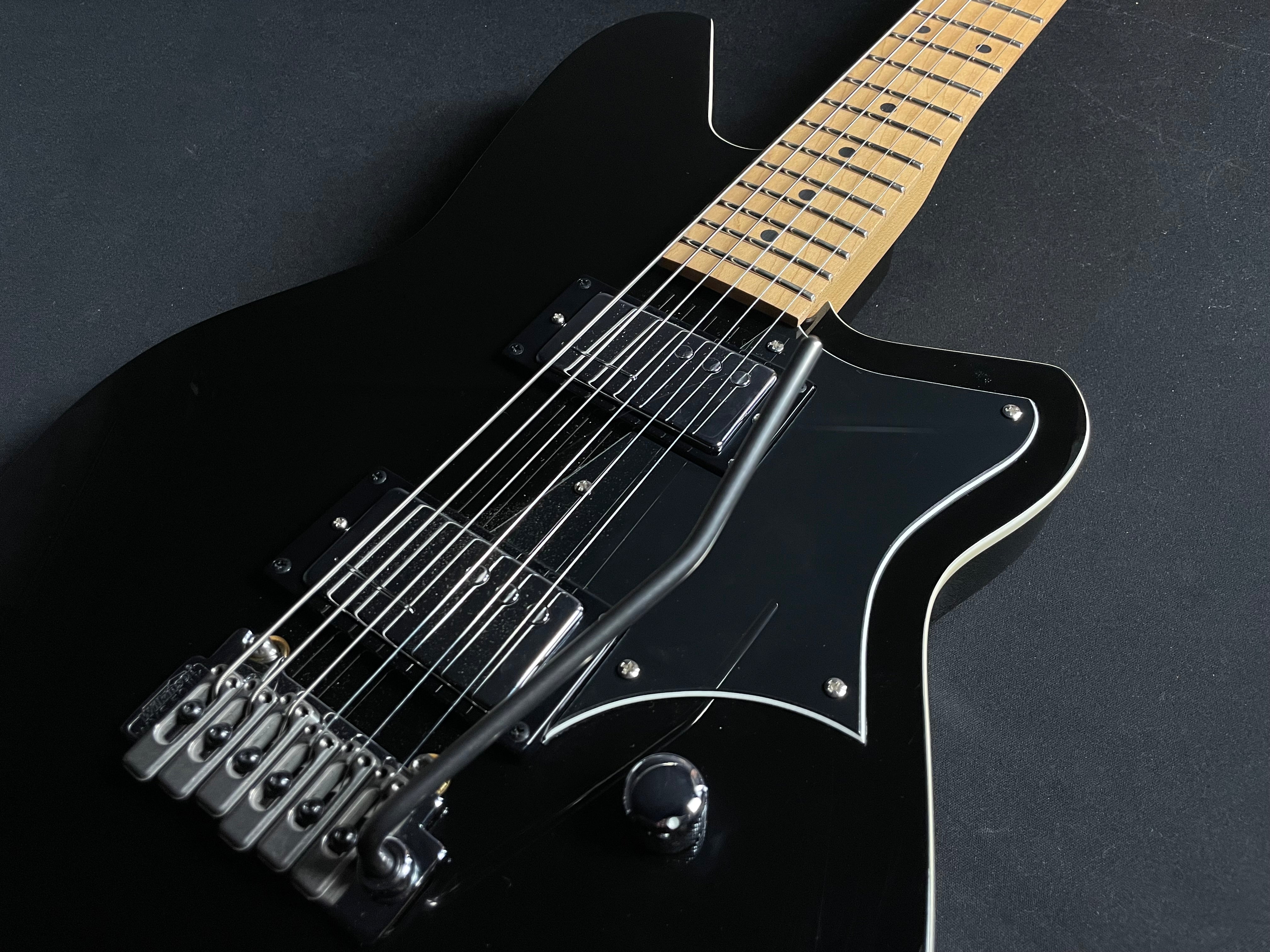 Reverend Descent W Baritone - Midnight Black - Metronome Music Inc.