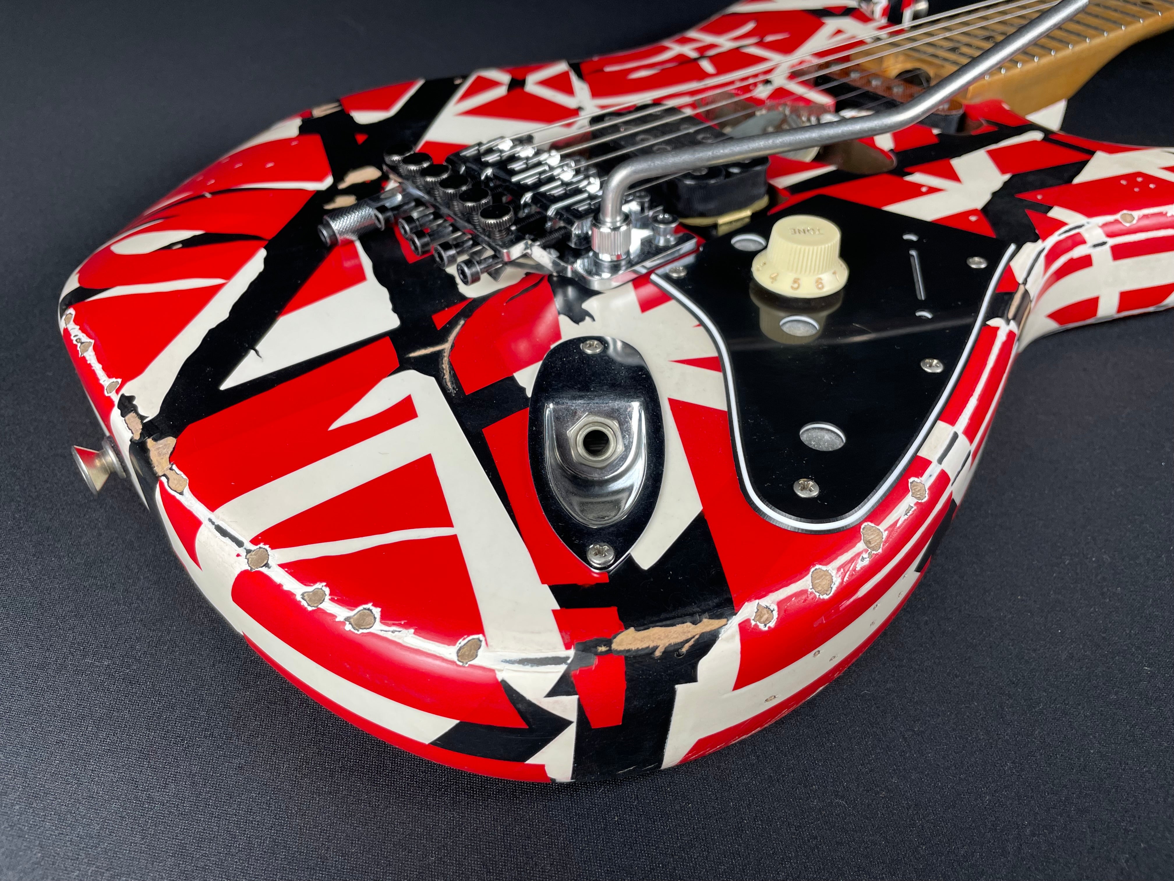 EVH Striped Series Frankenstein Relic - Red/Black/White - Metronome Music Inc.