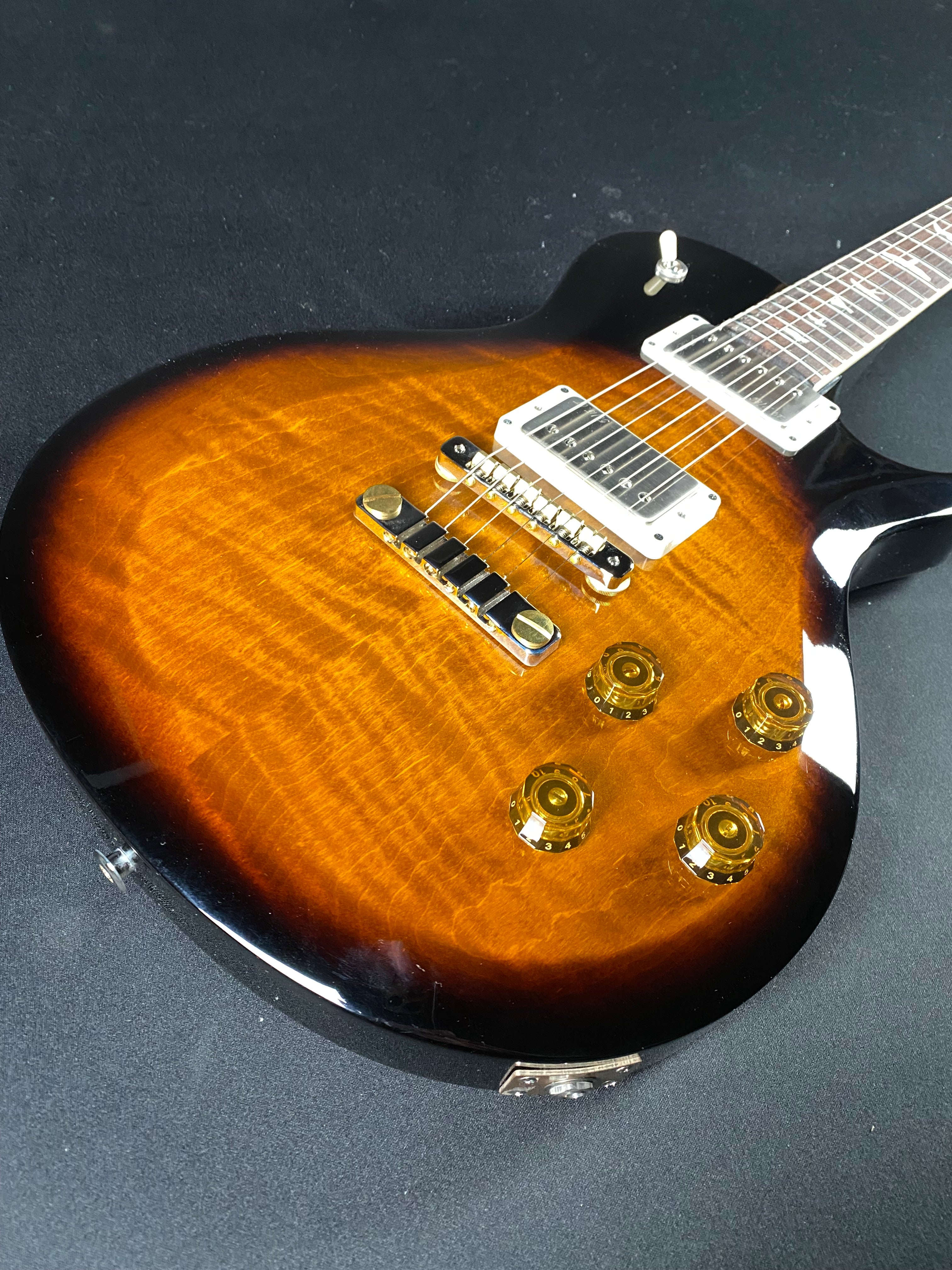 PRS S2 McCarty 594 Singlecut - Black Amber (SALE) - Metronome Music Inc.