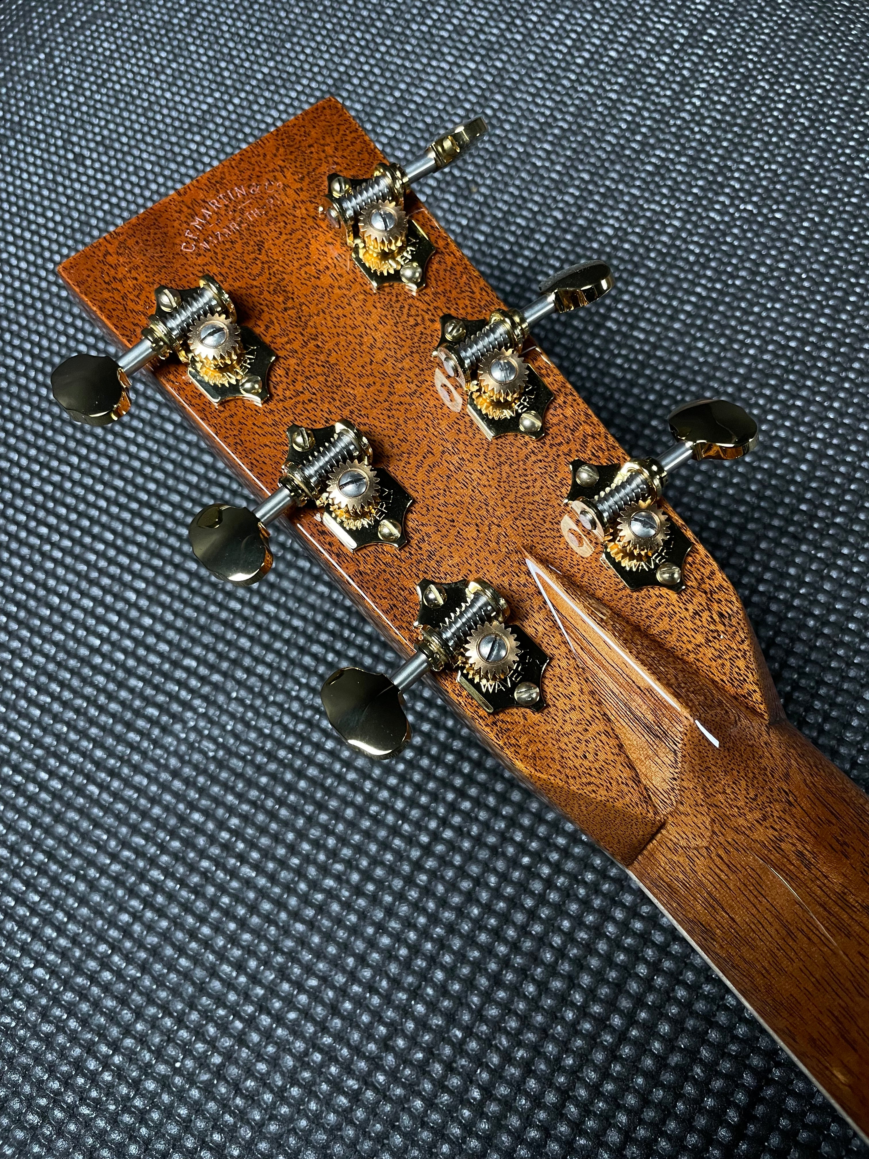 Martin D-42 Modern Deluxe w/Hardshell Case, Natural (2025) - Metronome Music Inc.