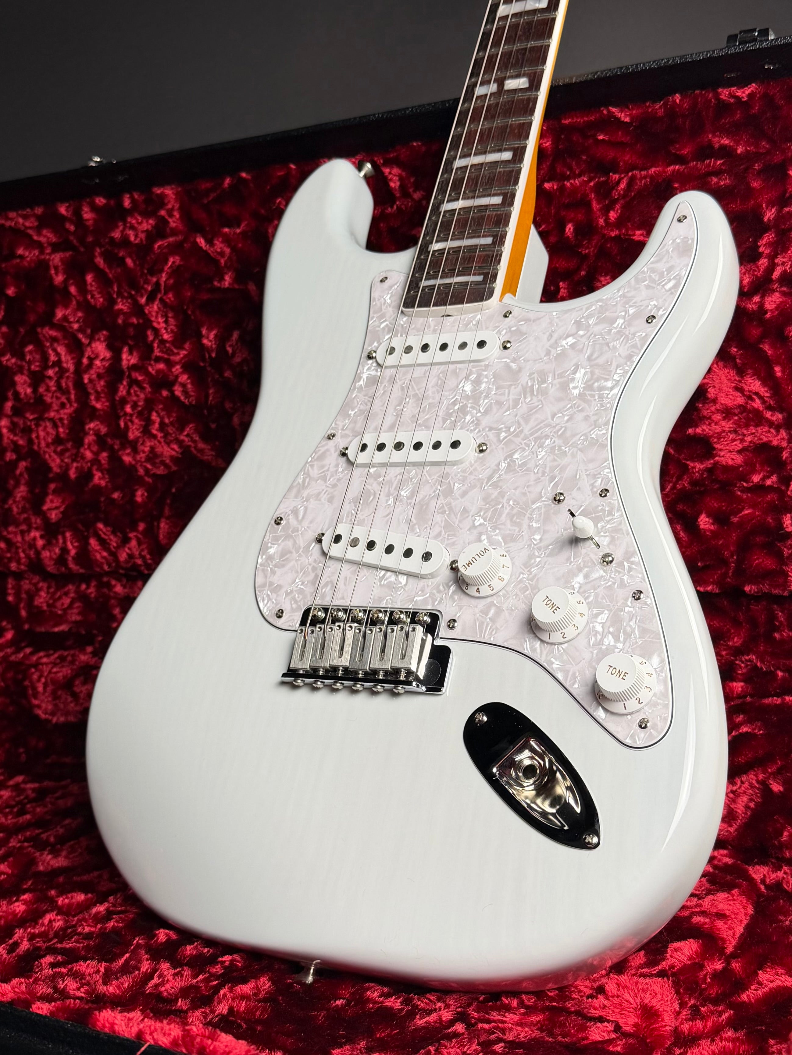 Fender Kenny Wayne Shepherd Stratocaster - Transparent Faded Sonic Blue (2026)