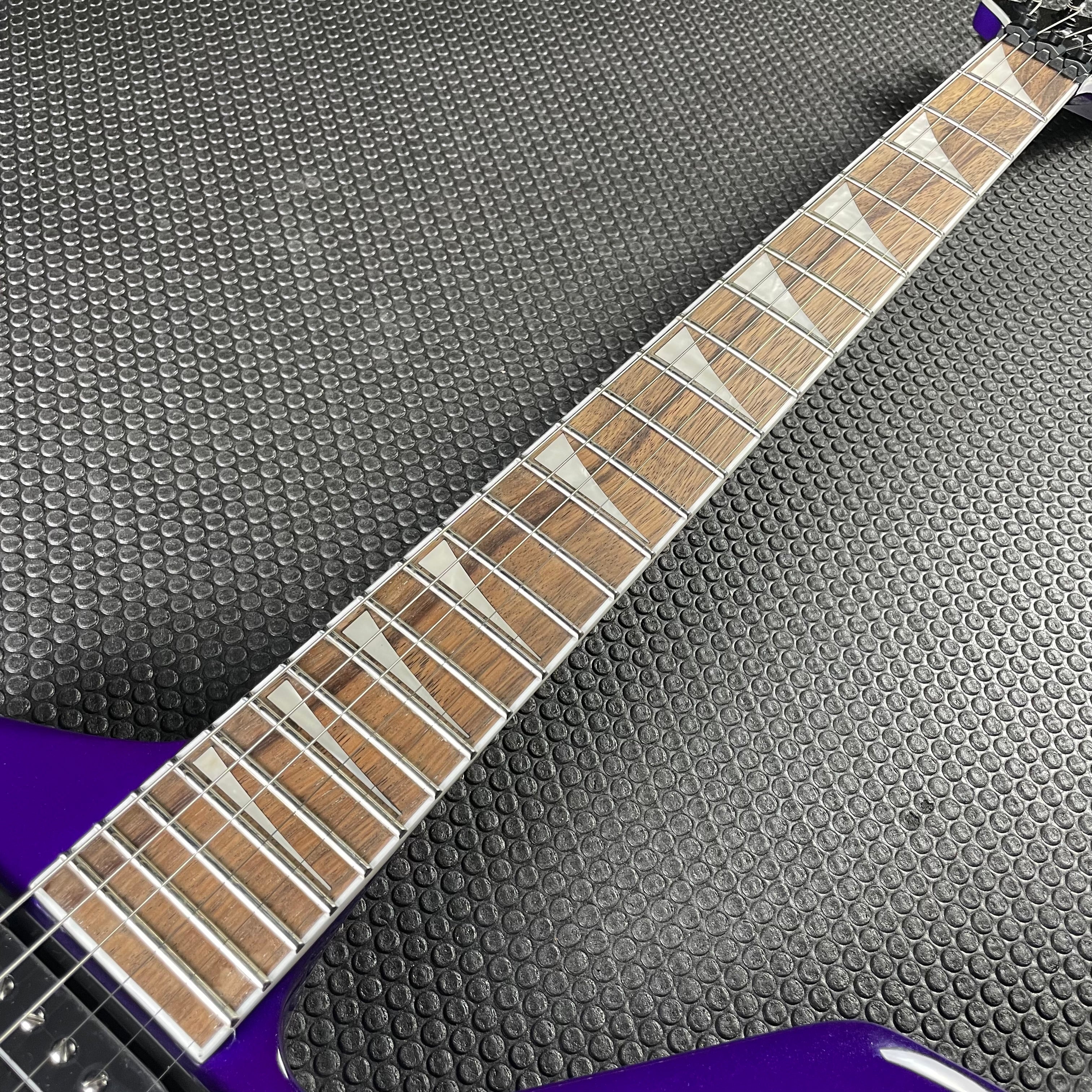 Jackson X Series Kelly KEX, Laurel- Deep Purple Metallic (7lbs 14oz) - Metronome Music Inc.