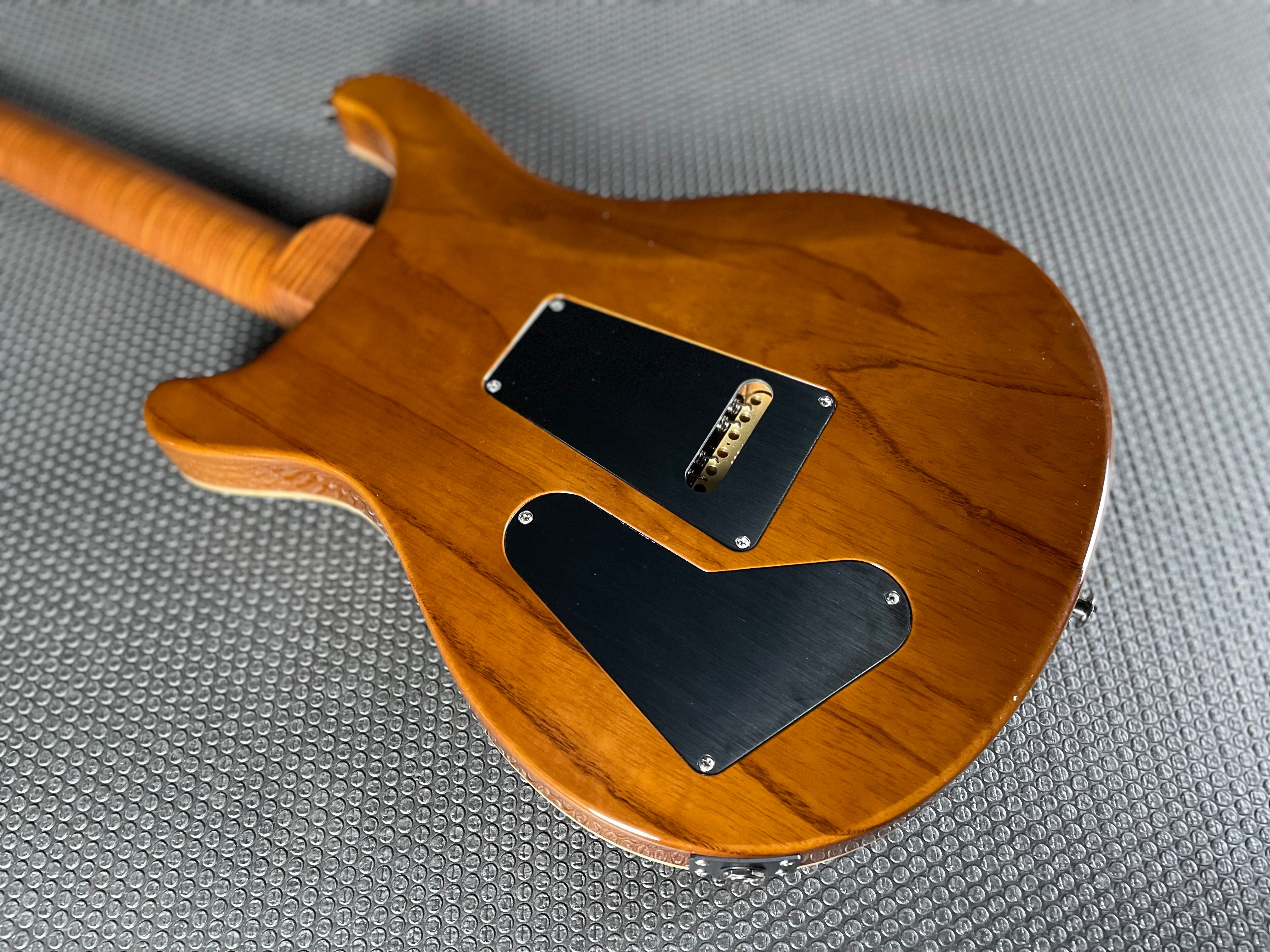 PRS Core Studio 10-Top, Ash Body - Flame Maple Neck - Metronome Music Inc.