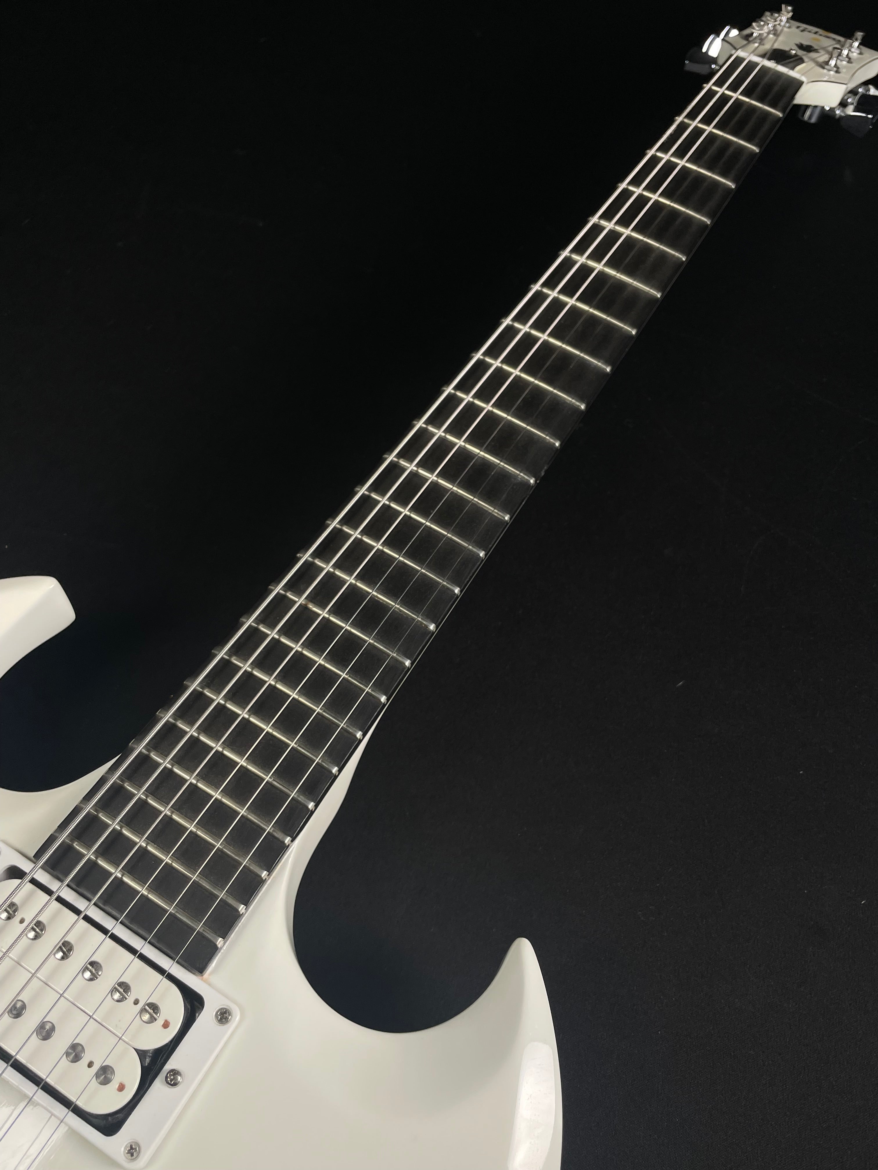 Gibson SG Baritone Limited Edition w/OHSC - Alpine White (2013) - Metronome Music Inc.