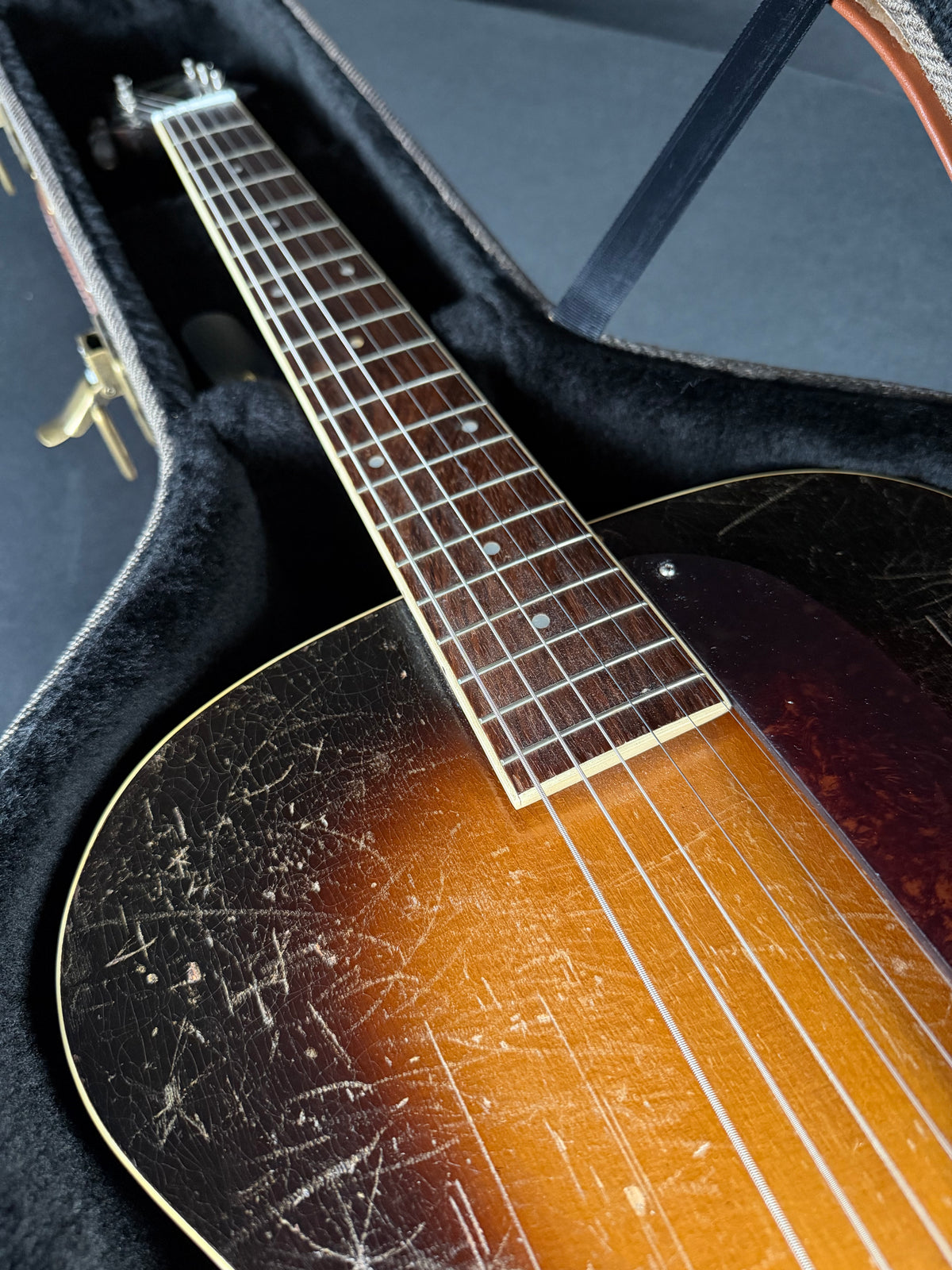 Slingerland Songster Archtop w/Hardcase (1930s)