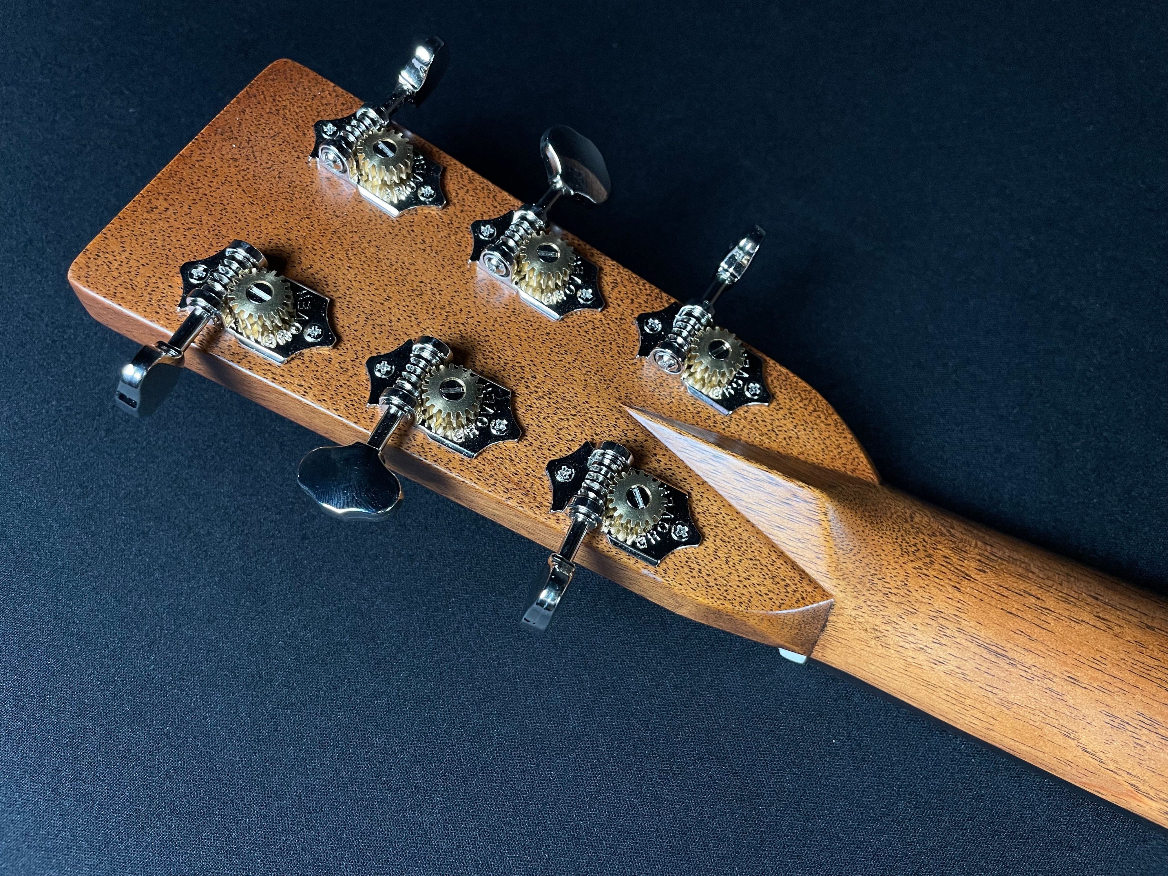 Martin D-28 Standard w/Hardshell Case - Satin Natural (2025) - Metronome Music Inc.