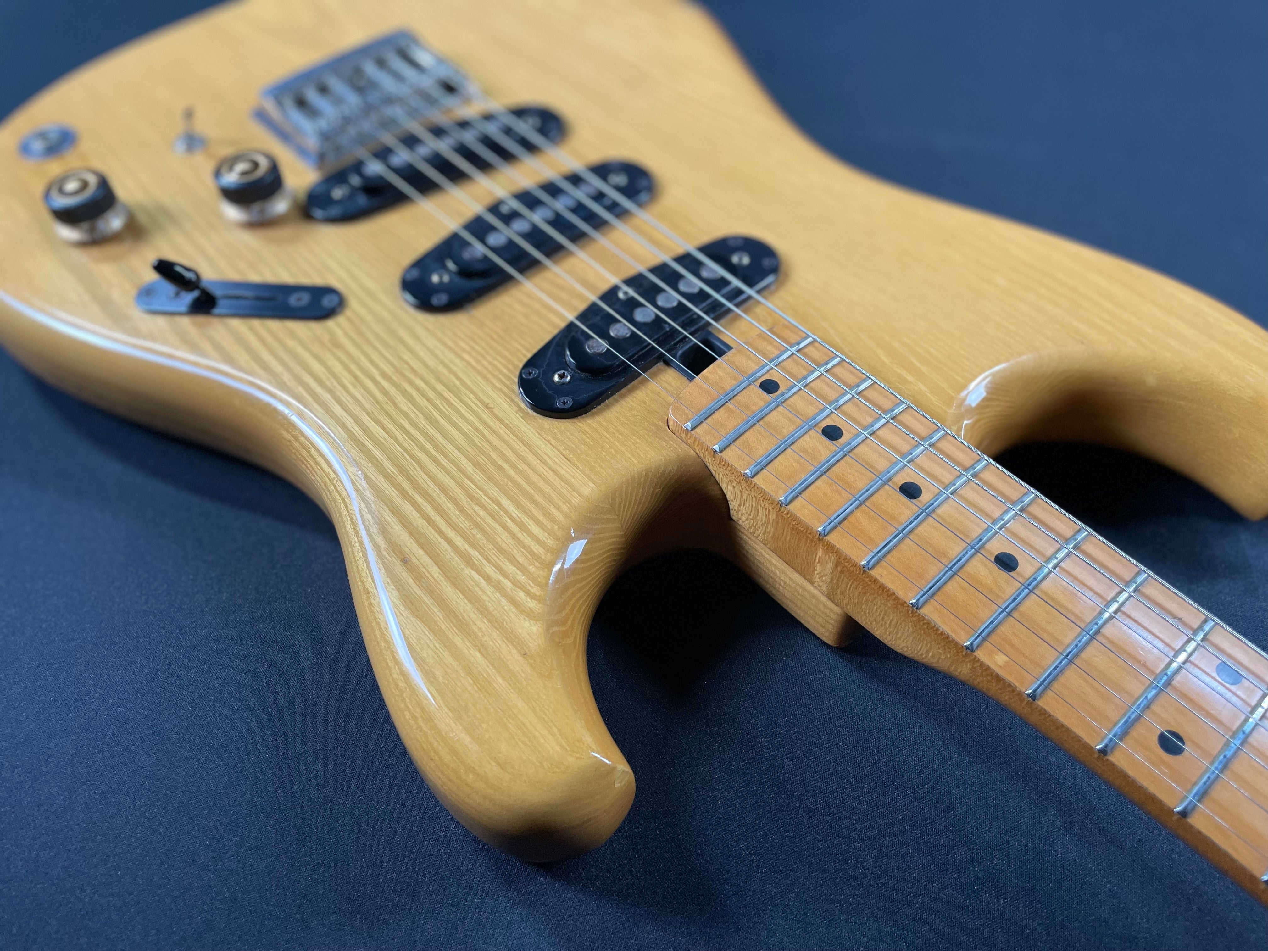 Ibanez Roadster RS300 w/HSC - Natural (1980) - Metronome Music Inc.