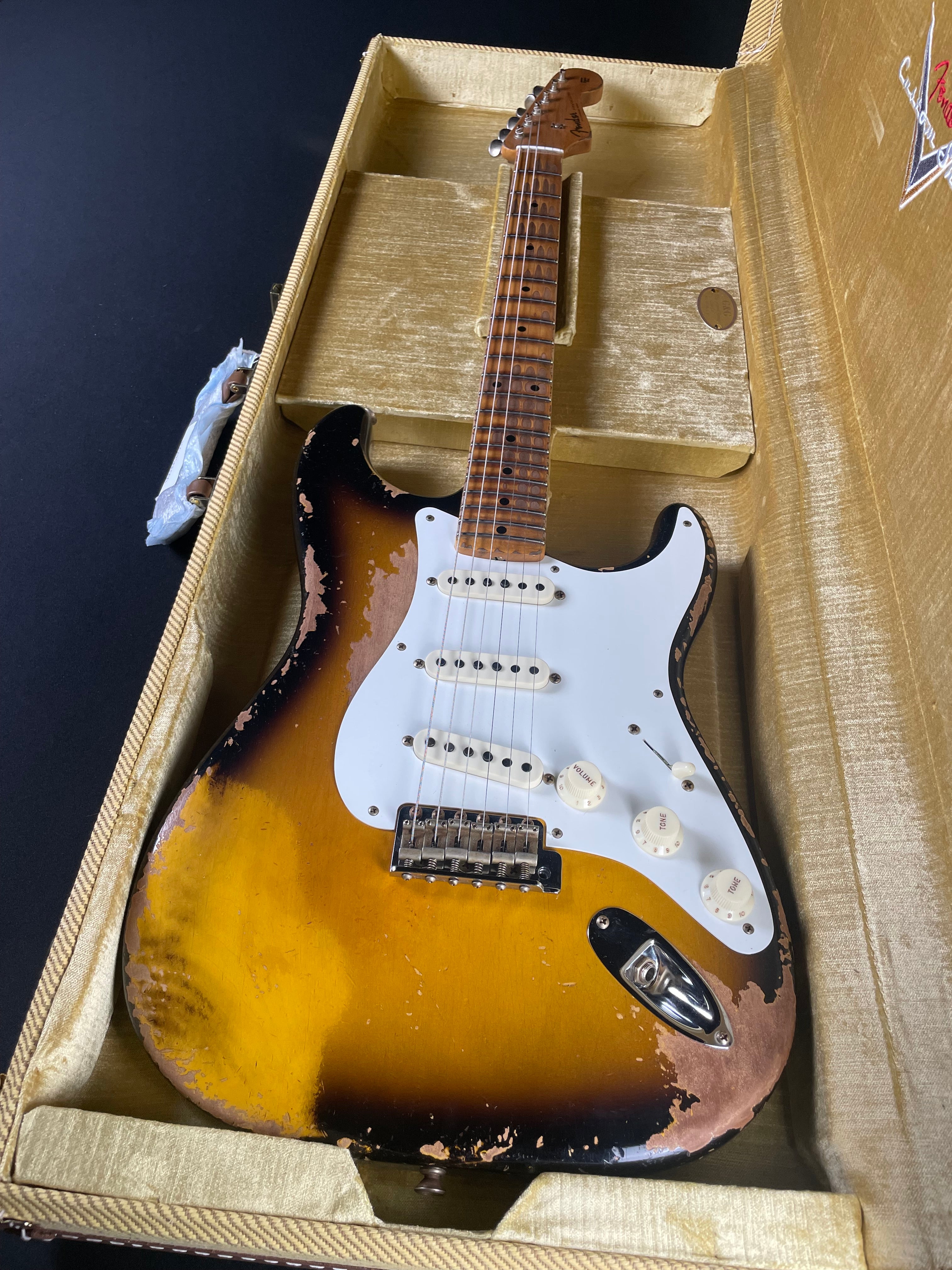 Fender Custom Shop LTD 1956 Stratocaster, SH Relic - SF Aged 2-Tone Sunburst - Metronome Music Inc.