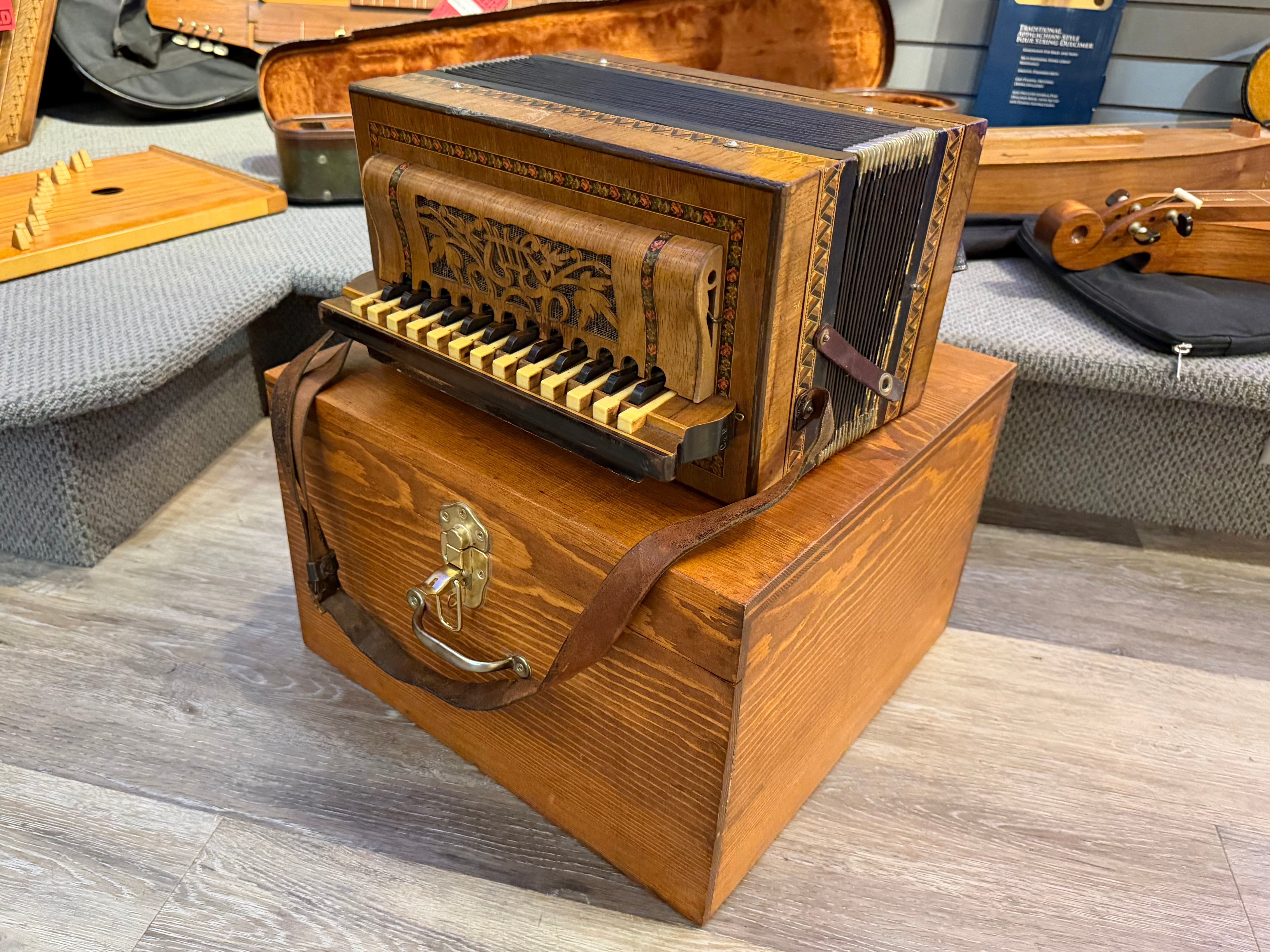 Hohner Button Box Accordion Germany, Unknown Model (1920s) - Metronome Music Inc.