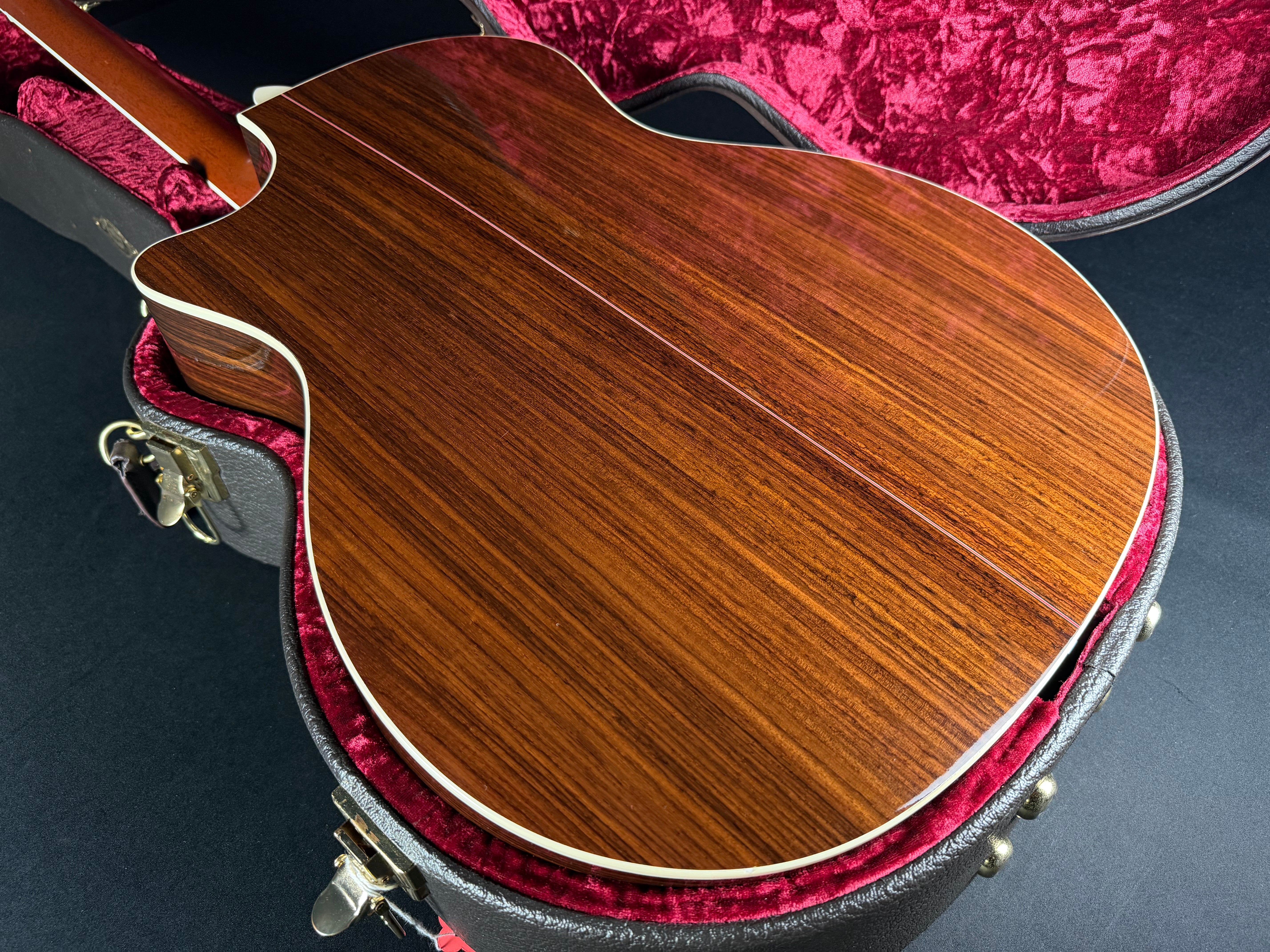 Taylor 814c w/OHSC ES1 Electronics - Natural (1996) - Metronome Music Inc.