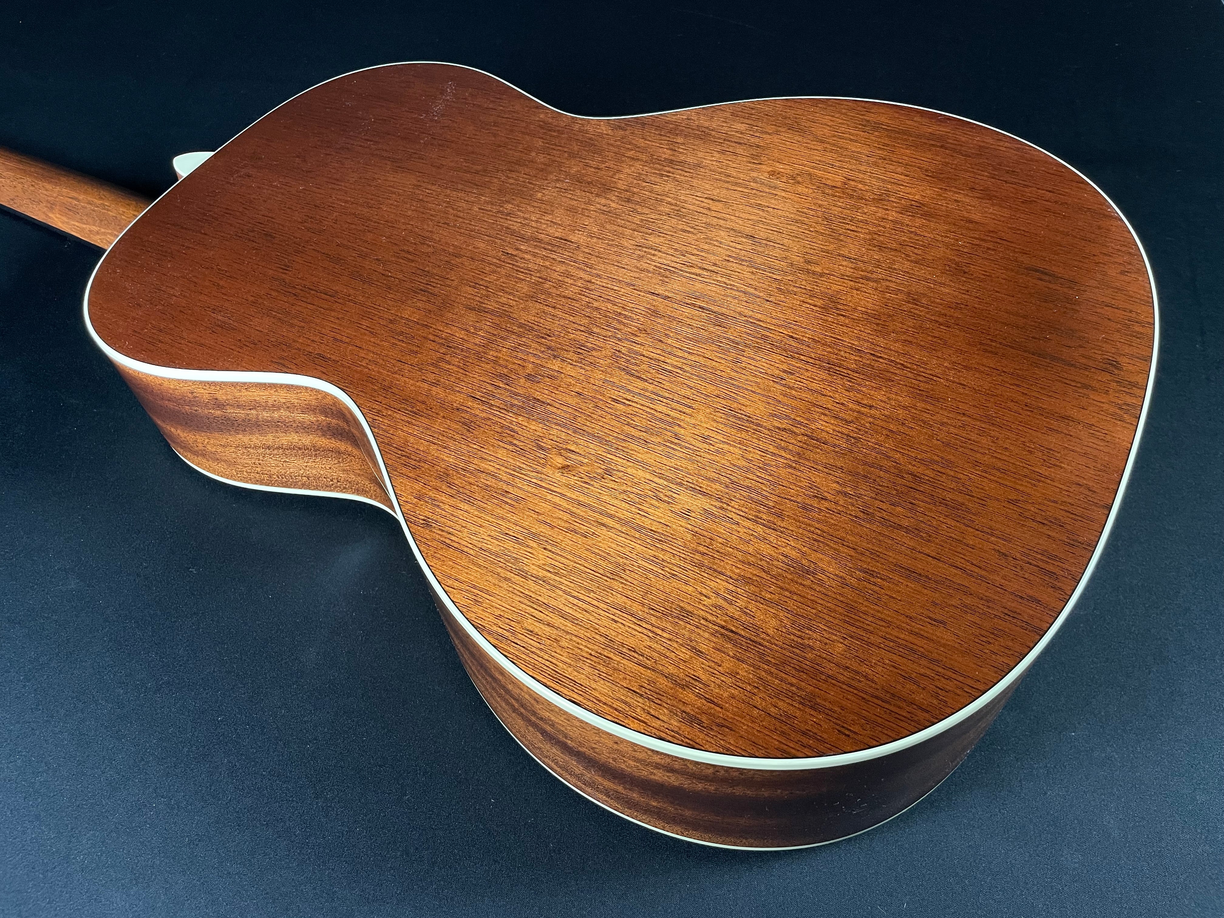 Martin CEO-7 w/Hardshell Case - Autumn Sunset Burst (2025) - Metronome Music Inc.