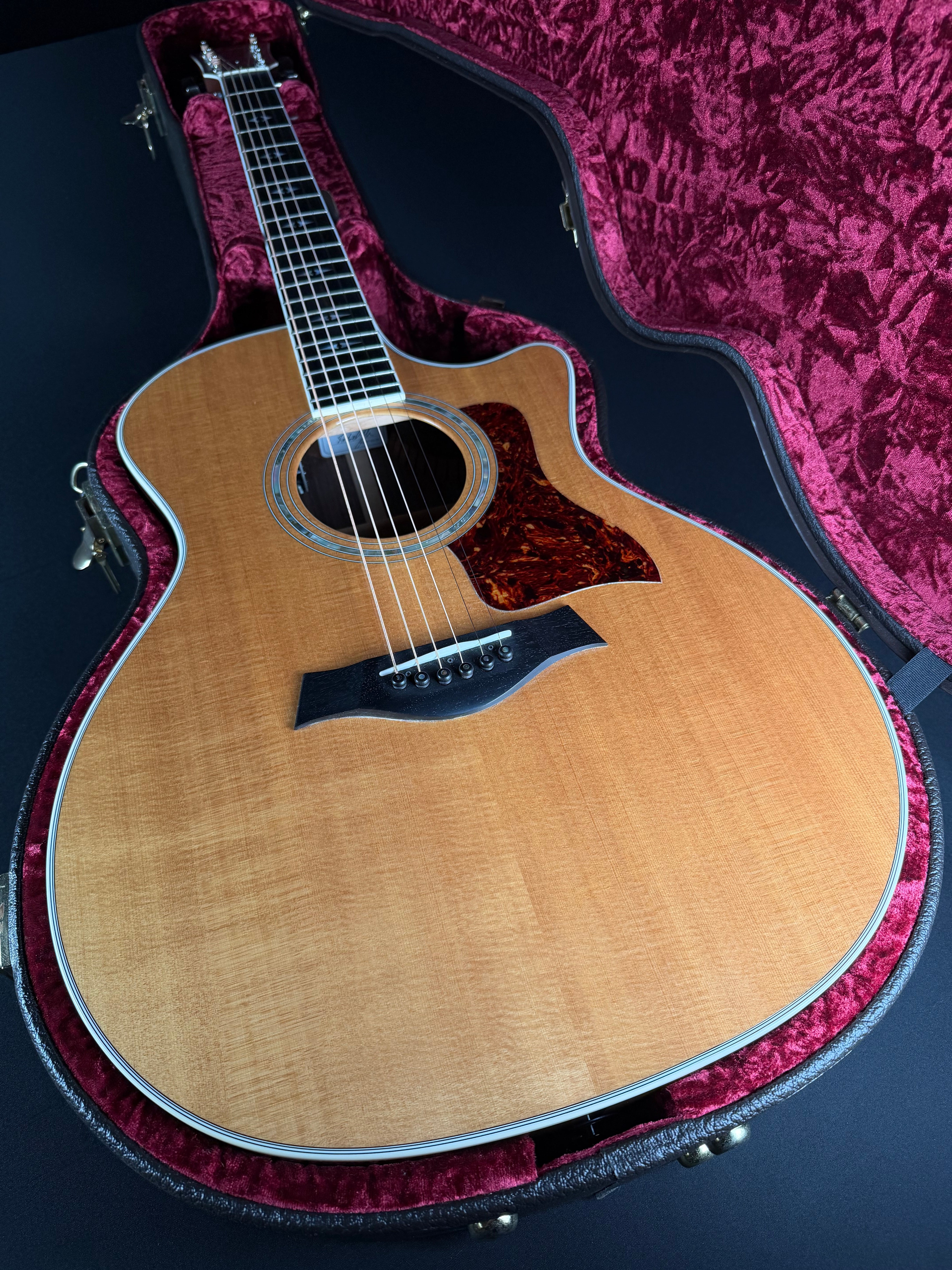 Taylor 814c w/OHSC ES1 Electronics - Natural (1996) - Metronome Music Inc.
