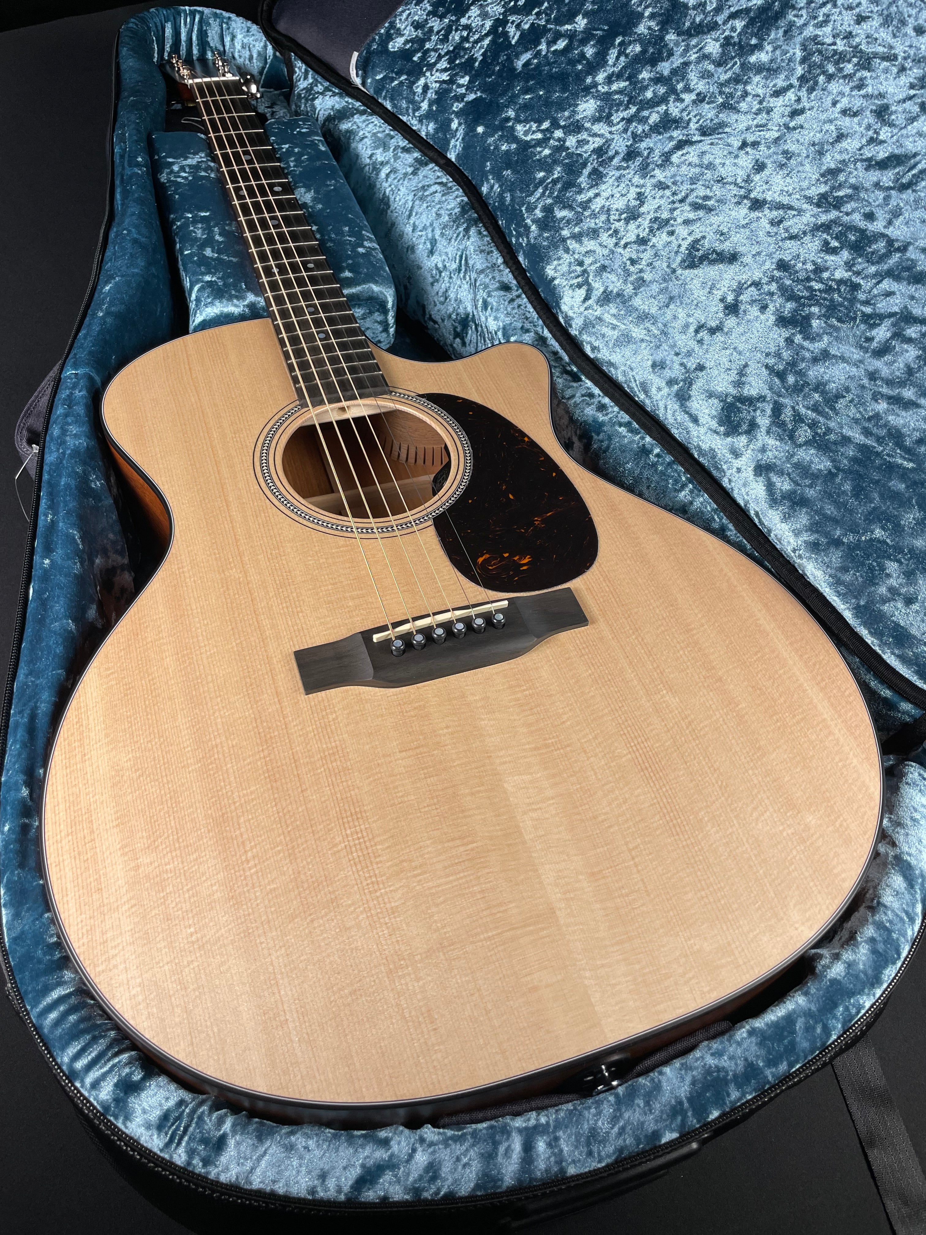 Martin GPC-16E Mahogany w/Hardshell Case - Natural (2025) - Metronome Music Inc.