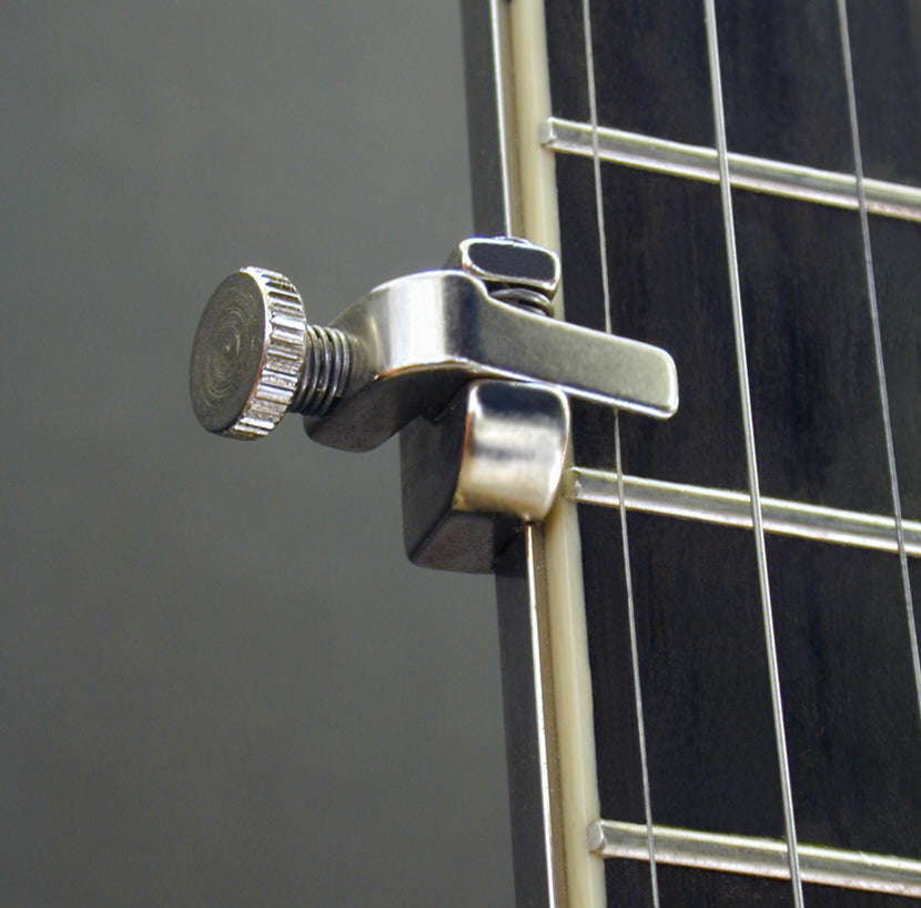 Shubb Fifth String Capo - Metronome Music Inc.