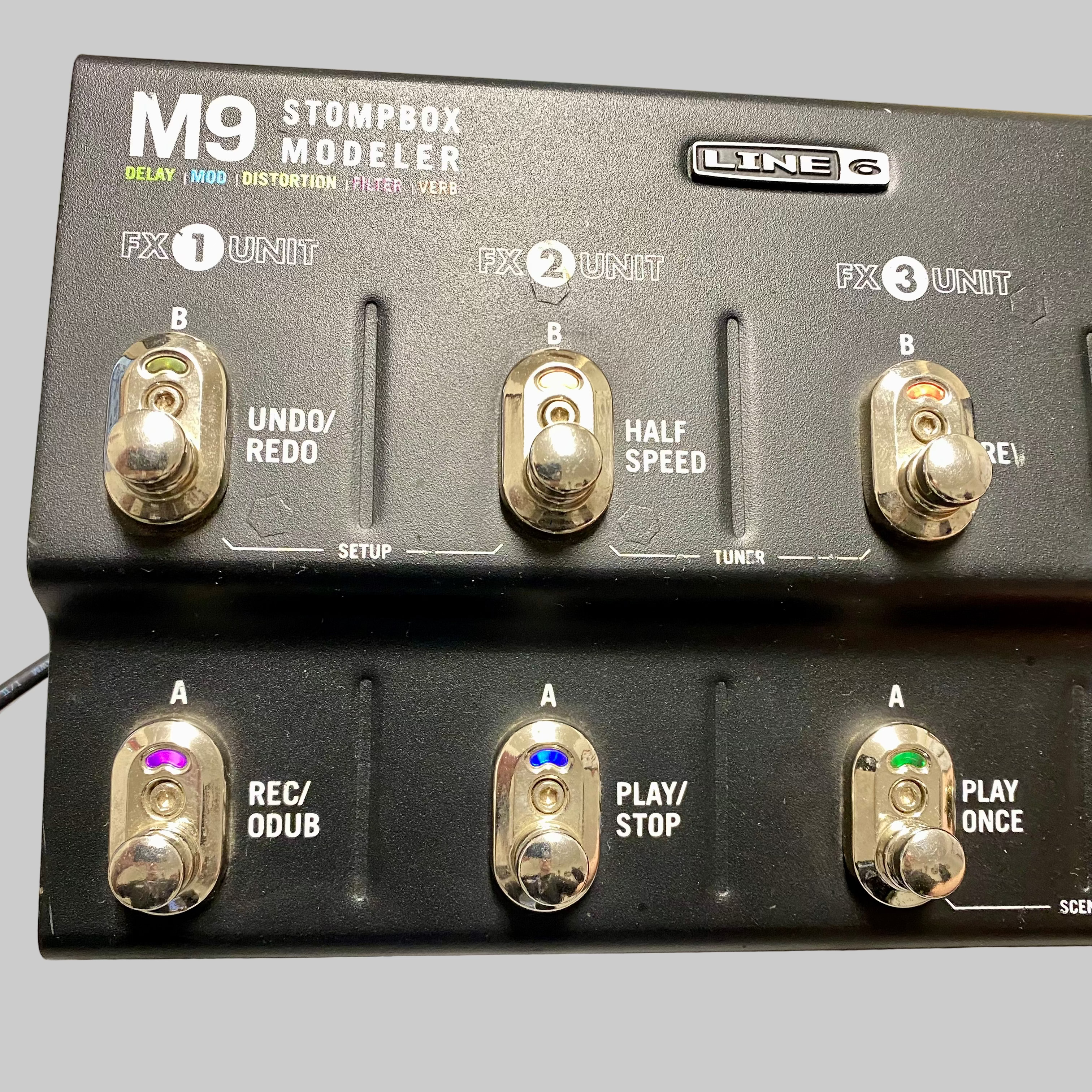 Line 6 M9 Stompbox Modeler (Used)