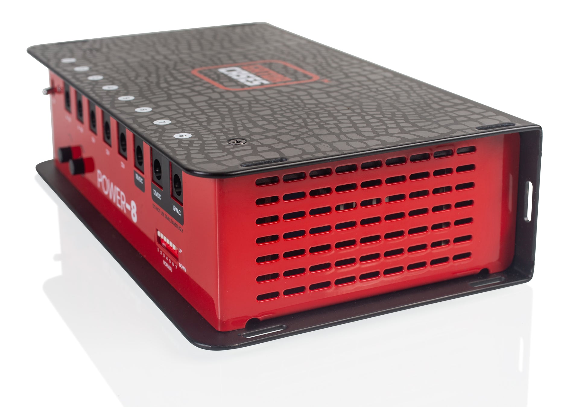 Guitar Effects Pedal Power Supply with 8 Isolated Outputs - Metronome Music Inc.