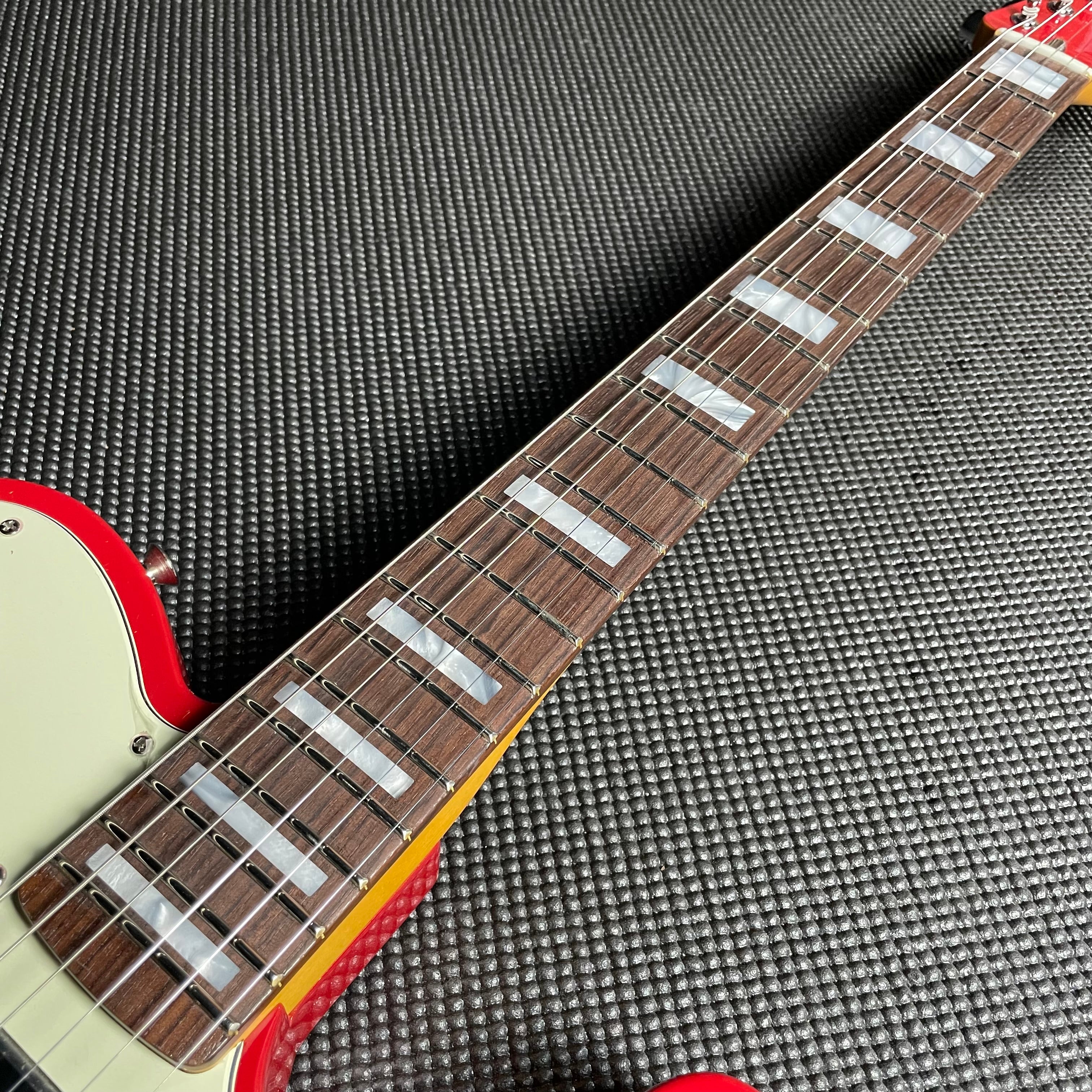 Fender Chris Shiflett Cleaver Telecaster Deluxe - Dakota Red (7lbs 13oz) - Metronome Music Inc.