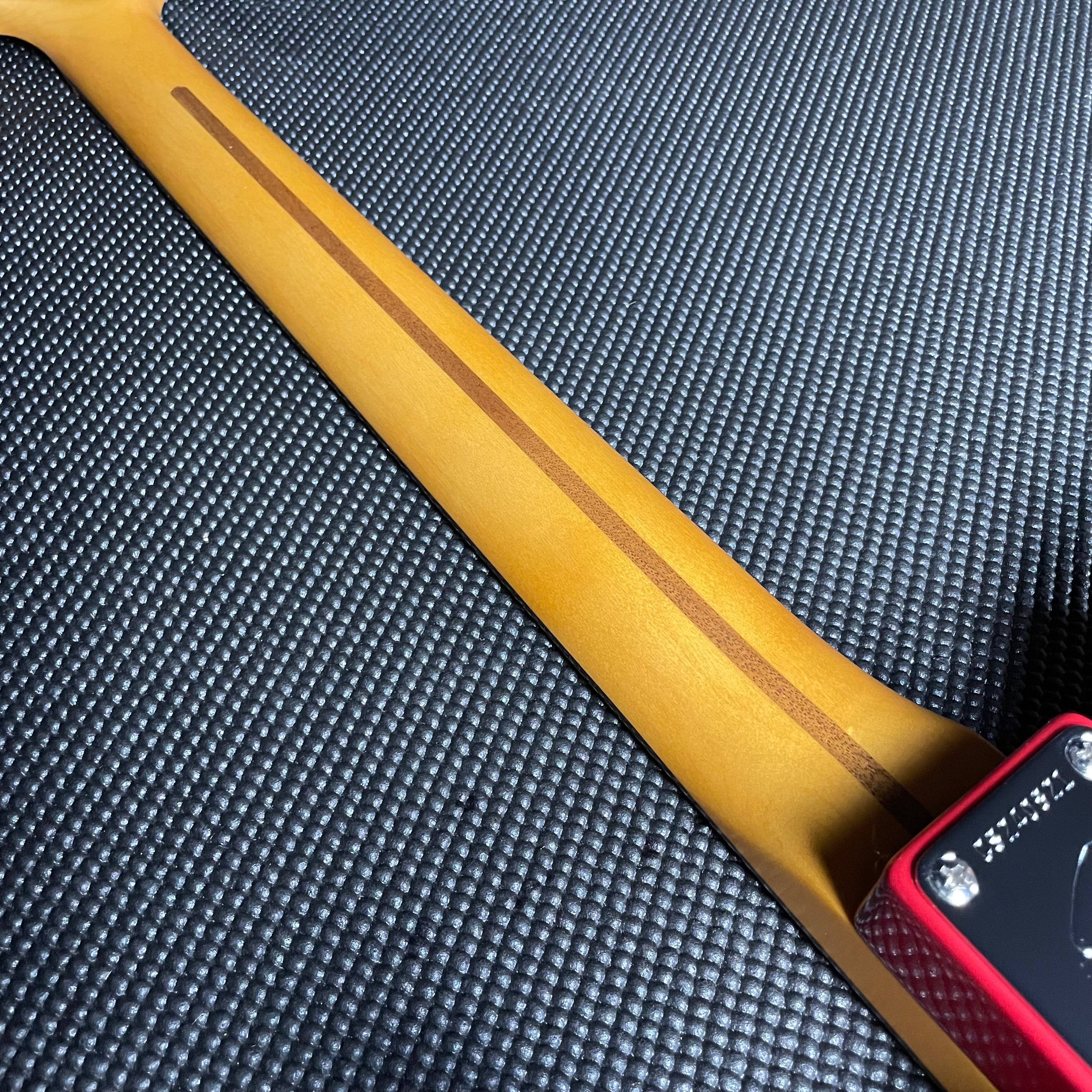 Fender Chris Shiflett Cleaver Telecaster Deluxe - Dakota Red (7lbs 13oz) - Metronome Music Inc.