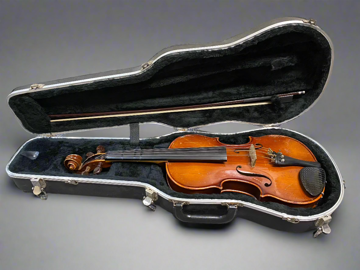1982 E.R. Pfretzschner 15" Viola outfit (USED) - Metronome Music Inc.