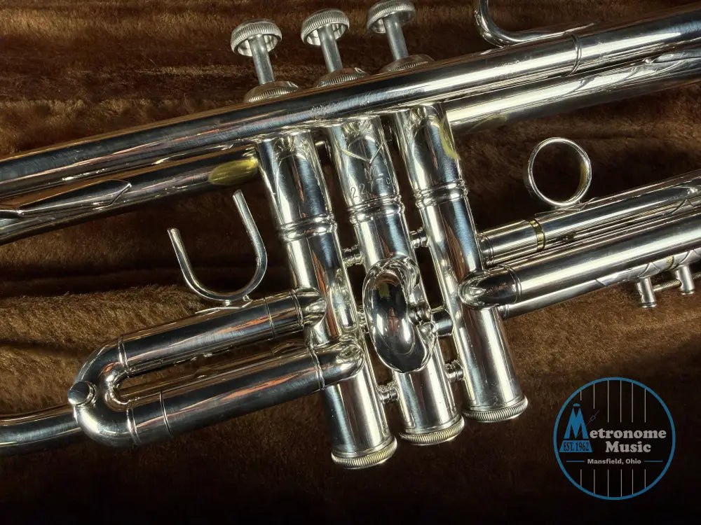 Bach Stradivarius Model 37 Bb Trumpet - Silver-Plated (1980s) - Metronome Music Inc.