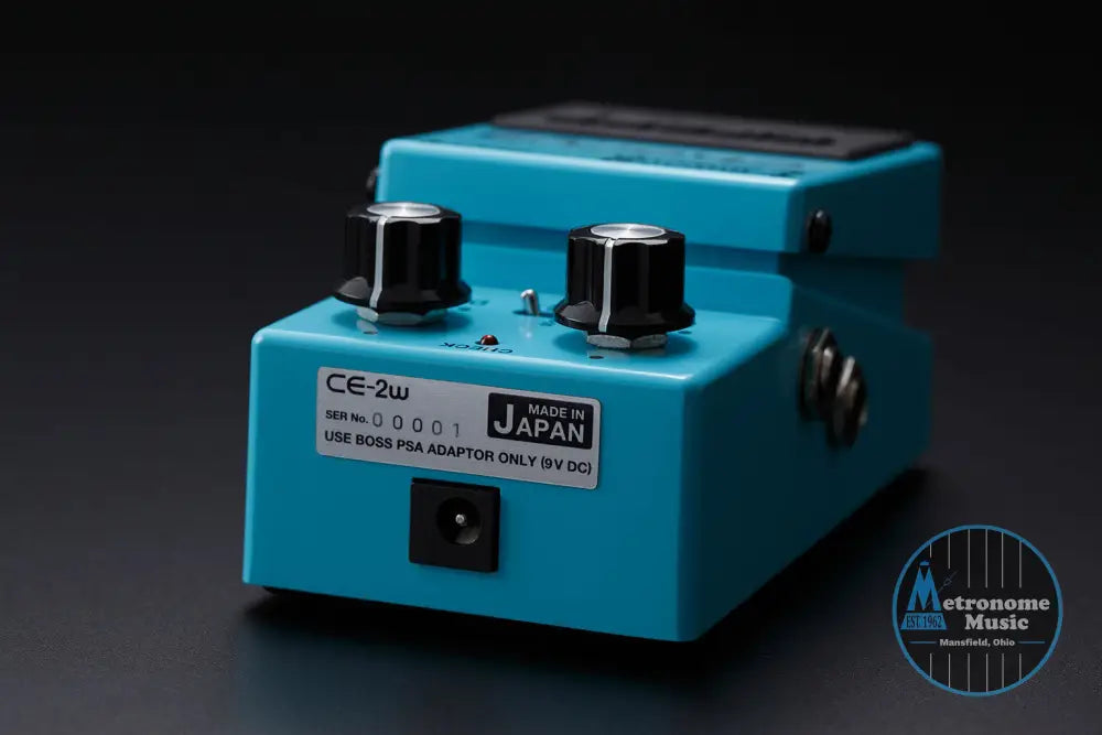 BOSS CE-2W Chorus Waza - Metronome Music Inc.