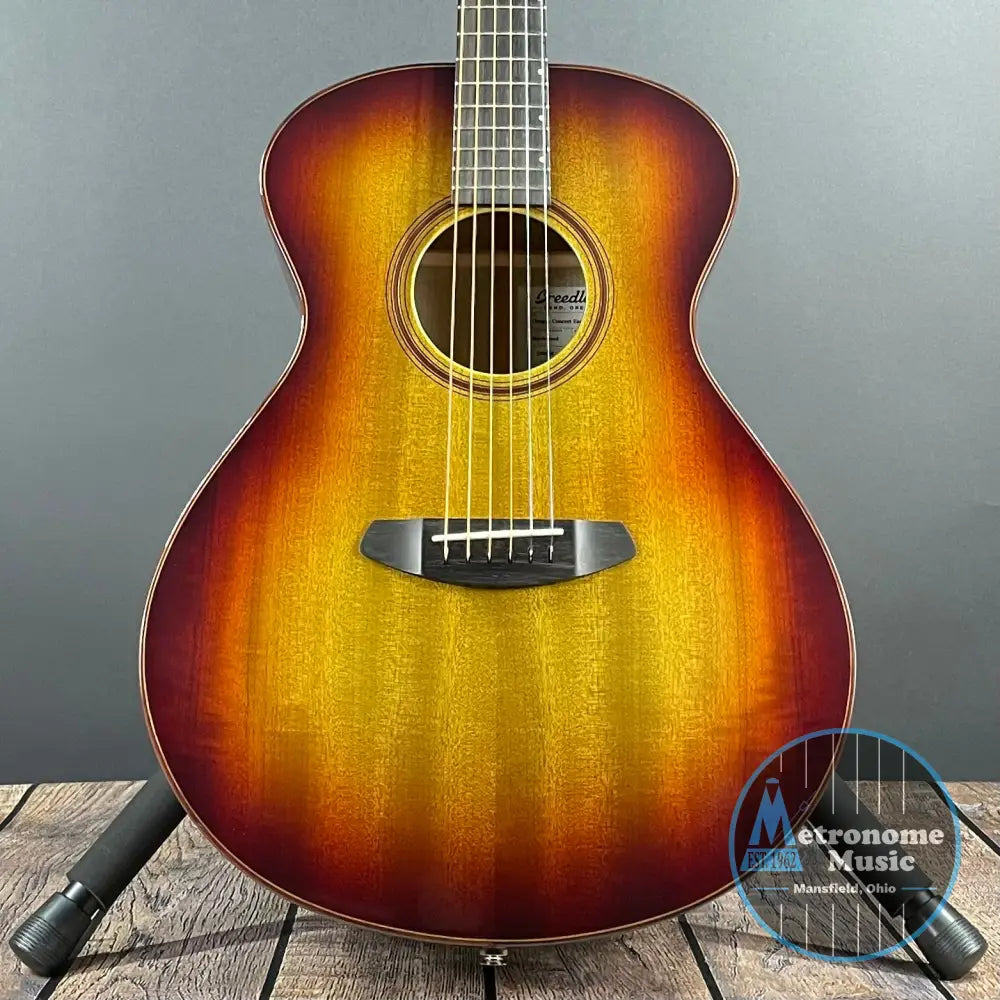 Breedlove Oregon Concert Earthsong LTD K&K Pickup - Metronome Music Inc.