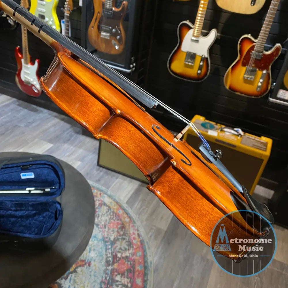 Core Academy 1/2 Viola Outfit with case and bow (USED) - Metronome Music Inc.