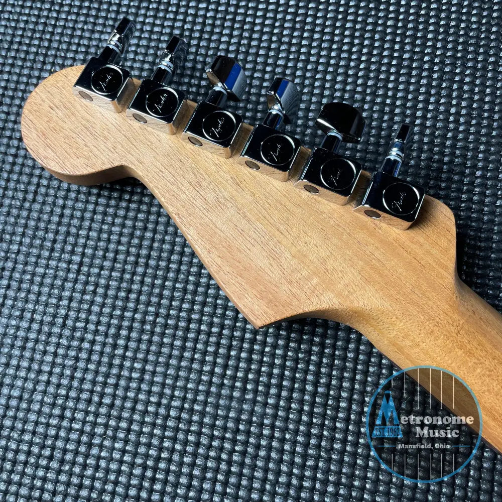 Fender Acoustasonic Player Jazzmaster, Rosewood Fingerboard- 2-Color Sunburst - Metronome Music Inc.