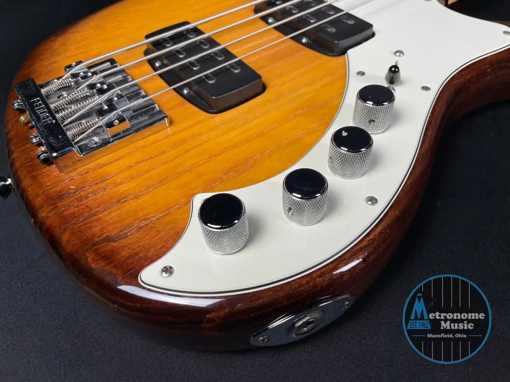 Fender American Deluxe Dimension Bass IV HH - Violin Burst (2015) - Metronome Music Inc.