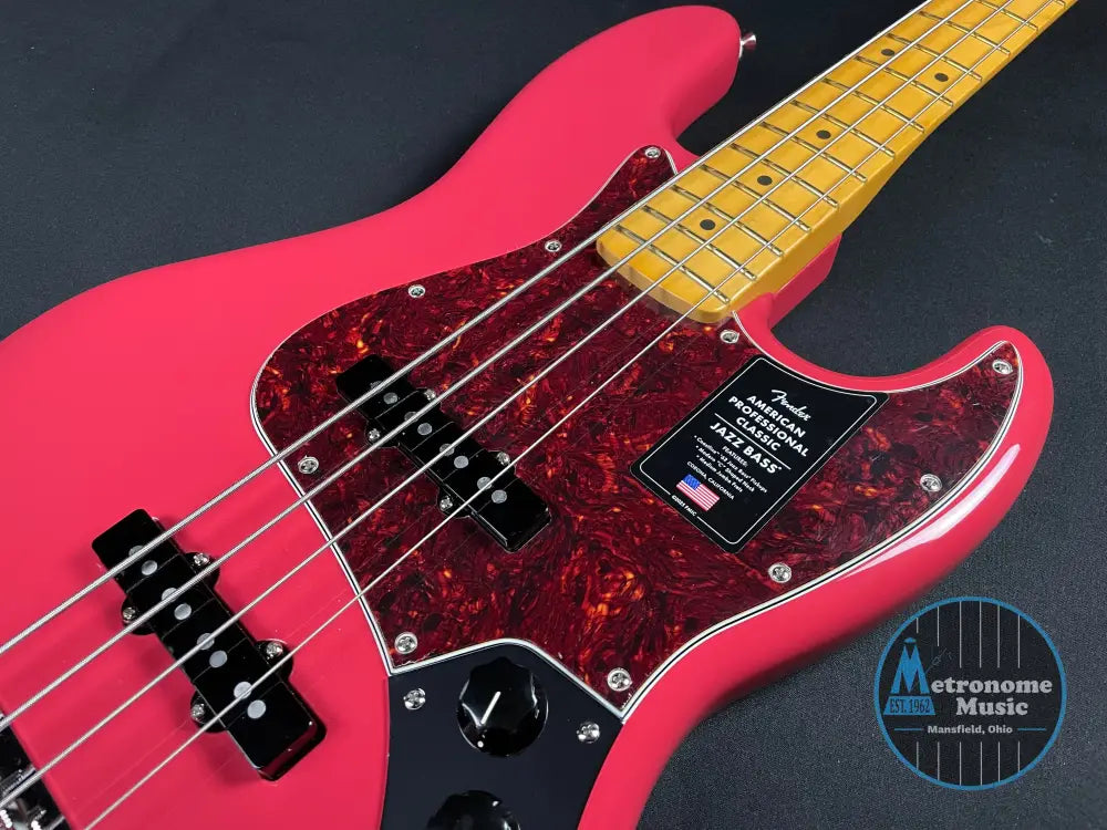Fender American Professional Classic Jazz Bass - Faded Dakota Red - Metronome Music Inc.