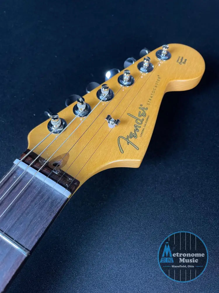 Fender American Professional Classic Stratocaster - HSS, Faded Sherwood Green Metallic - Metronome Music Inc.