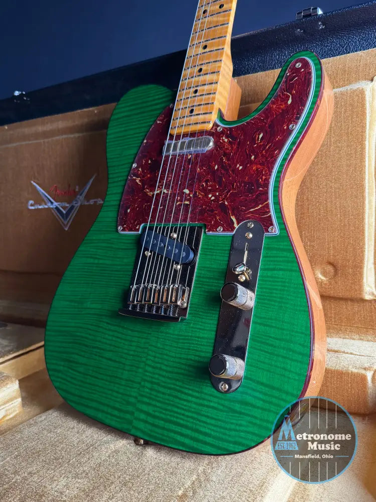 Fender Custom Shop Custom Deluxe Flame Telecaster - Emerald Green Transparent - Metronome Music Inc.