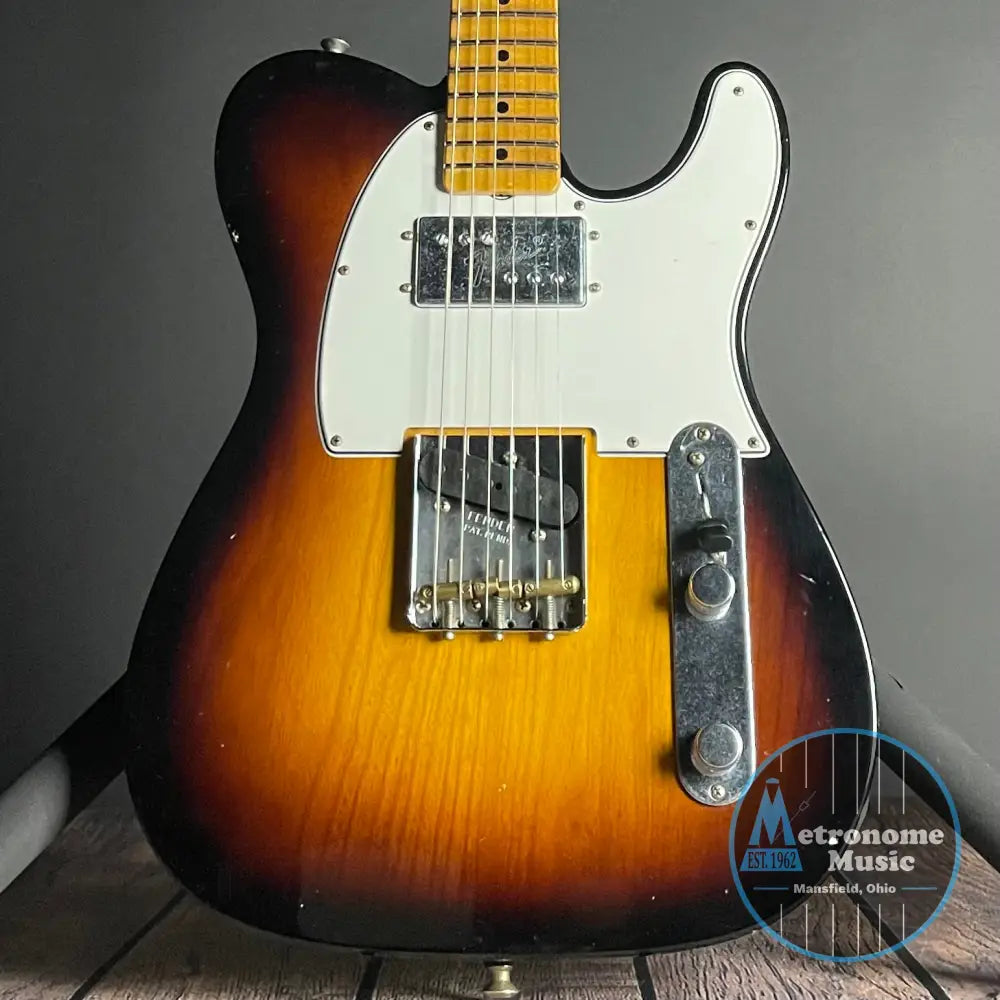 Fender Custom Shop Postmodern Telecaster, Journeyman- Wide Fade 2-Color Sunburst (7lbs 6oz) - Metronome Music Inc.