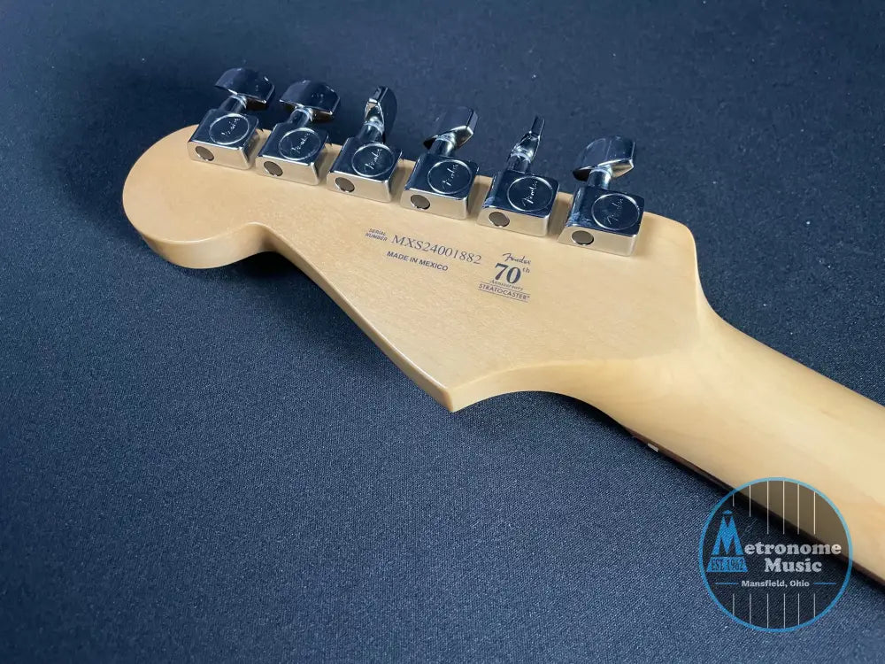 Fender Player Stratocaster - Anniversary 2-Color Sunburst (2024) - Metronome Music Inc.