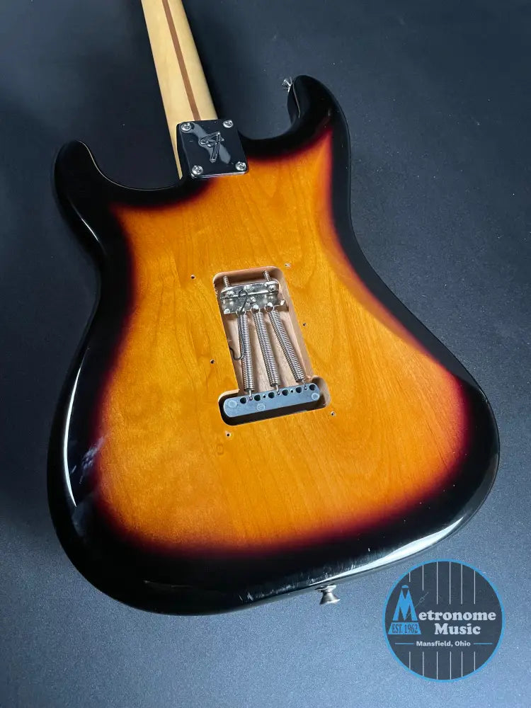 Fender Player Stratocaster - Anniversary 2-Color Sunburst (2024) - Metronome Music Inc.