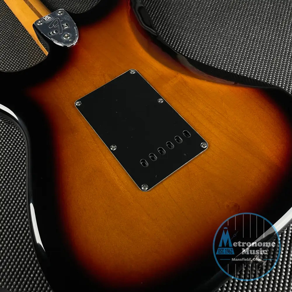 Fender Vintera II '70s Stratocaster, Maple Fingerboard- 3-Color Sunburst (MX23078543) - Metronome Music Inc.