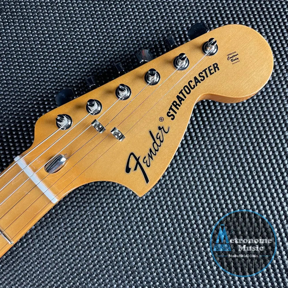 Fender Vintera II '70s Stratocaster, Maple Fingerboard- 3-Color Sunburst (MX23078543) - Metronome Music Inc.
