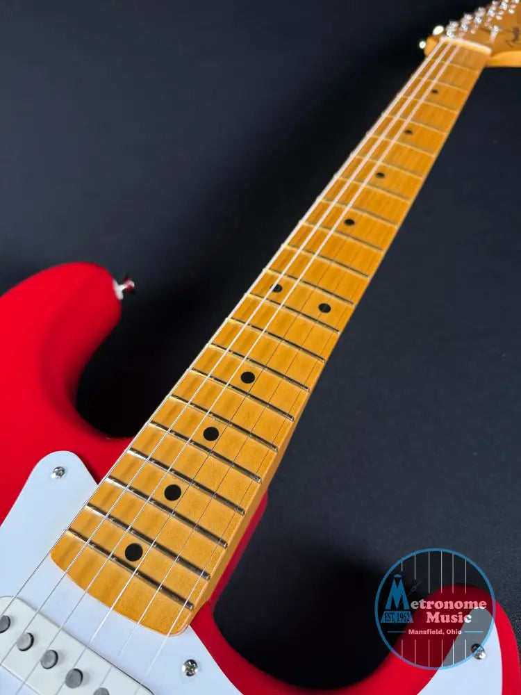 Fender Vintera III Late '50s Stratocaster - Dakota Red - Metronome Music Inc.