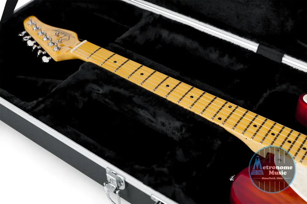 Gator Molded Plastic Electric Guitar Case - Metronome Music Inc.