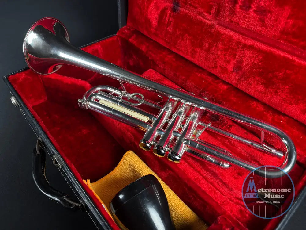Getzen Capri 590-S Silver Bb Trumpet w/Case (1970s) - Trumpet