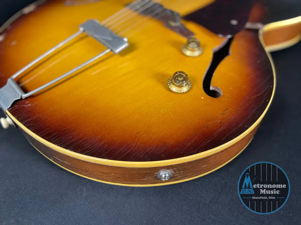 Gibson ES-125T Sunburst (1957) - Metronome Music Inc.