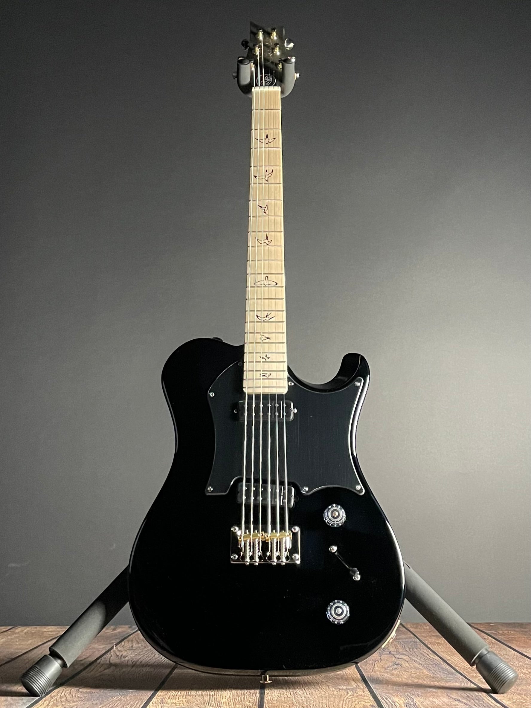 Paul Reed Smith, PRS Myles Kennedy Signature- Black (0376774) - Metronome Music Inc.