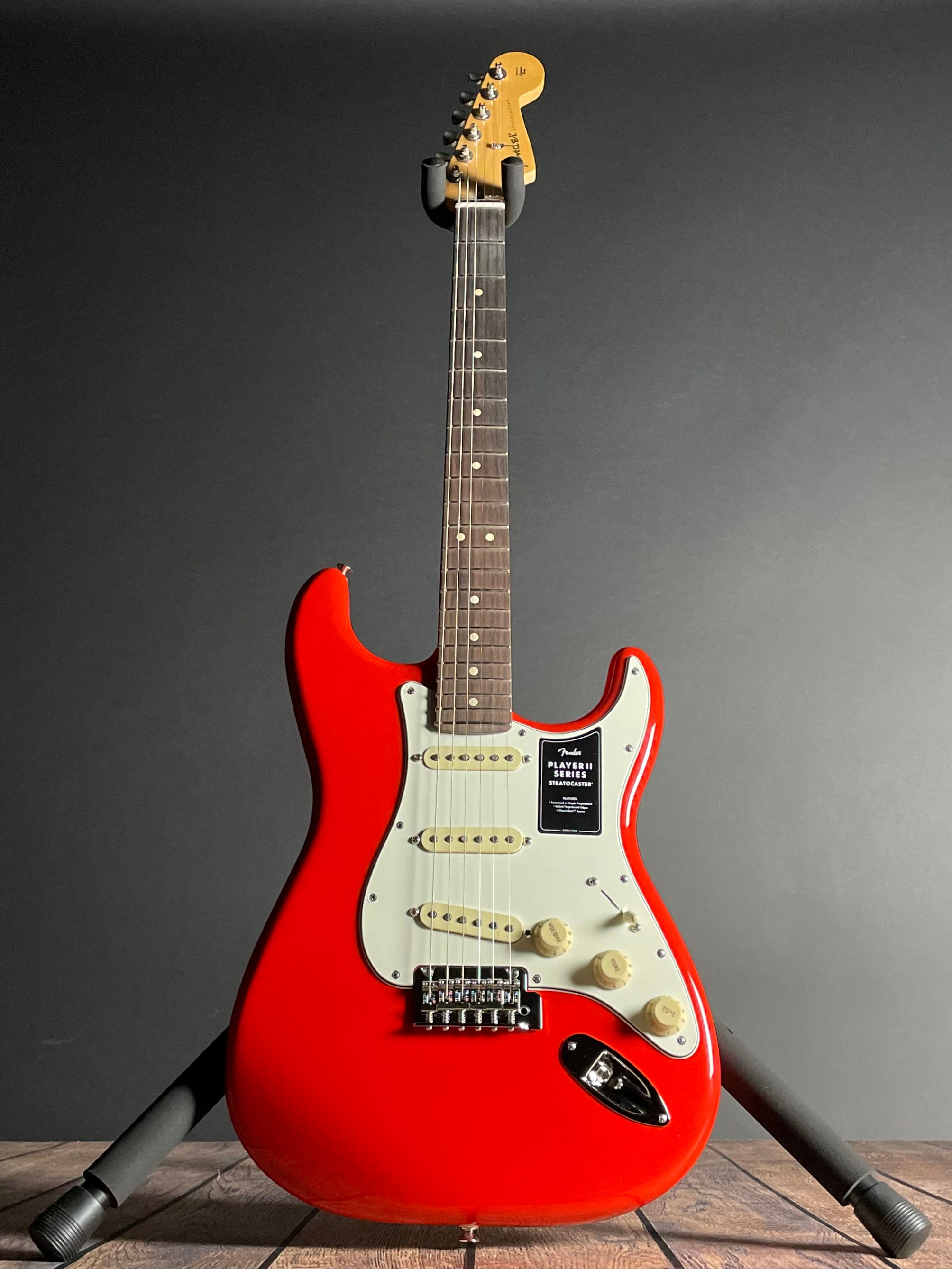 Fender Player II Stratocaster, Rosewood- Coral Red (7lbs 11oz) - Metronome Music Inc.